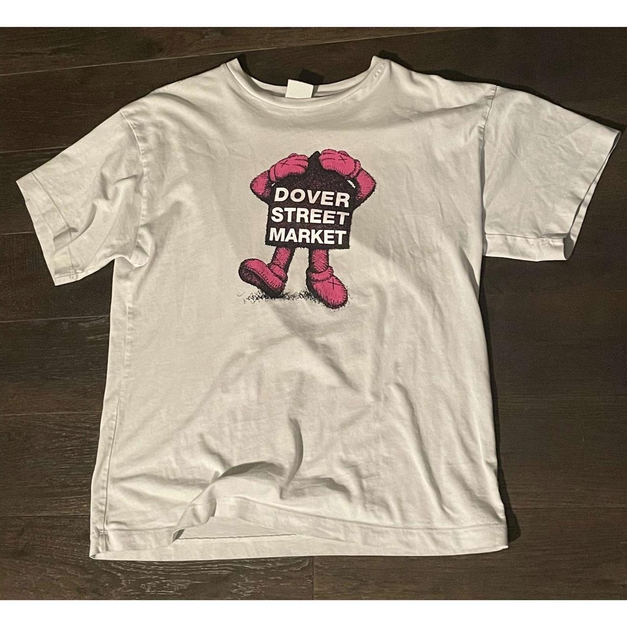 white dover street market tee shirt fits s/m - Depop