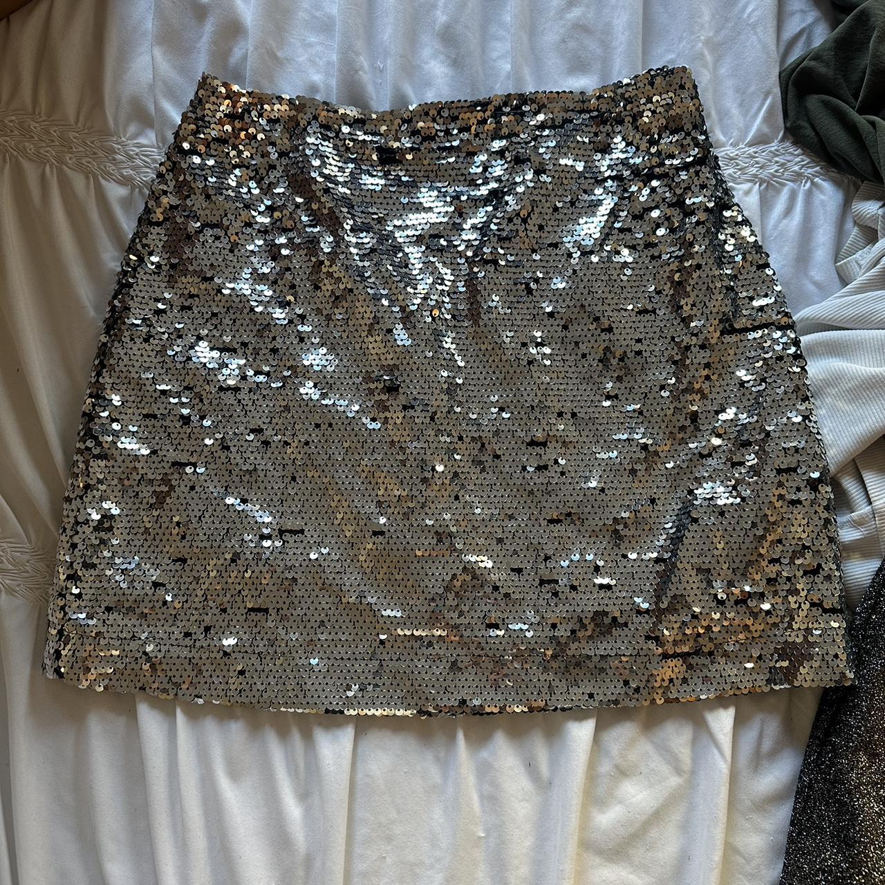 Silver sequin mini skirt - barely worn #miniskirt... - Depop