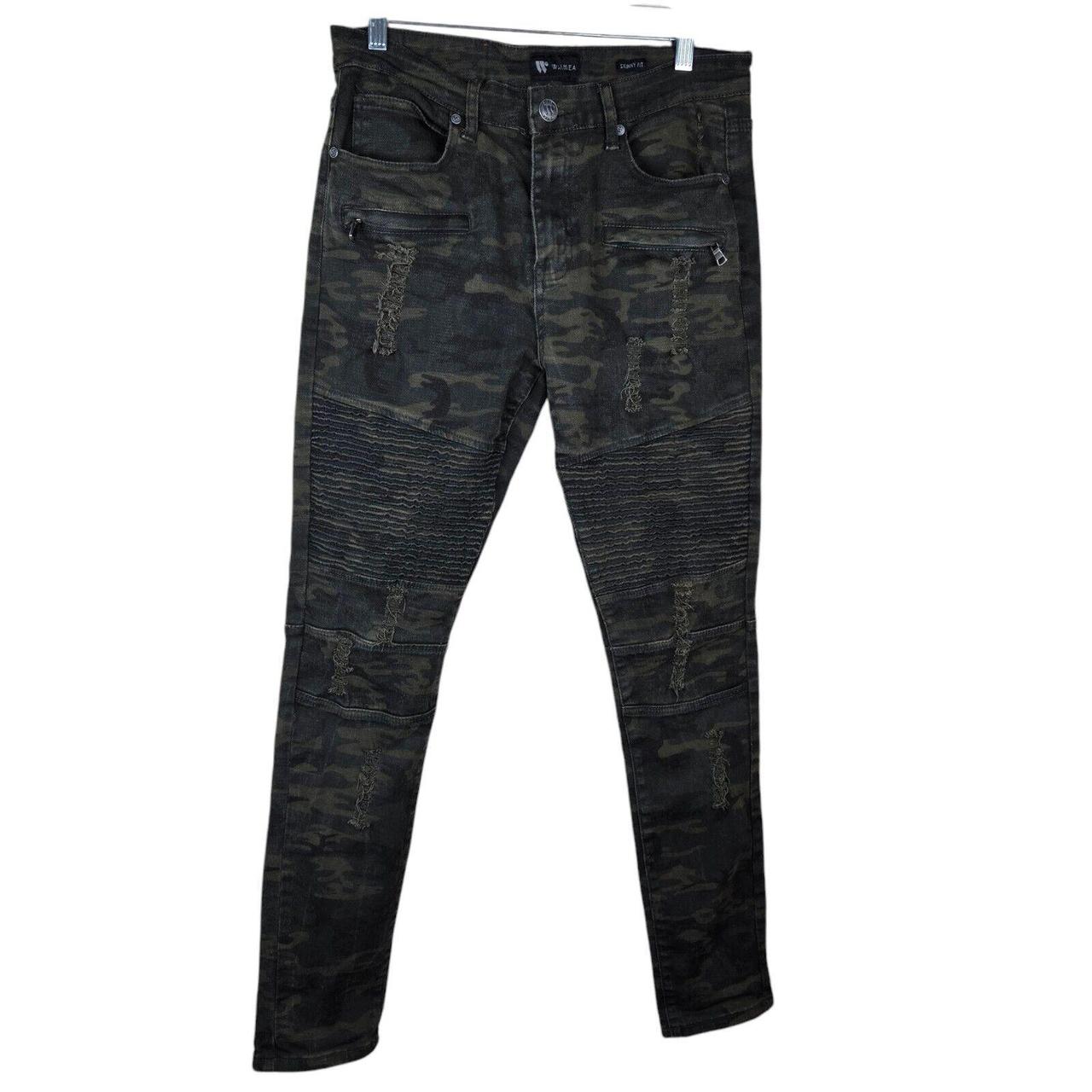 item listed by bucklesnbuttons