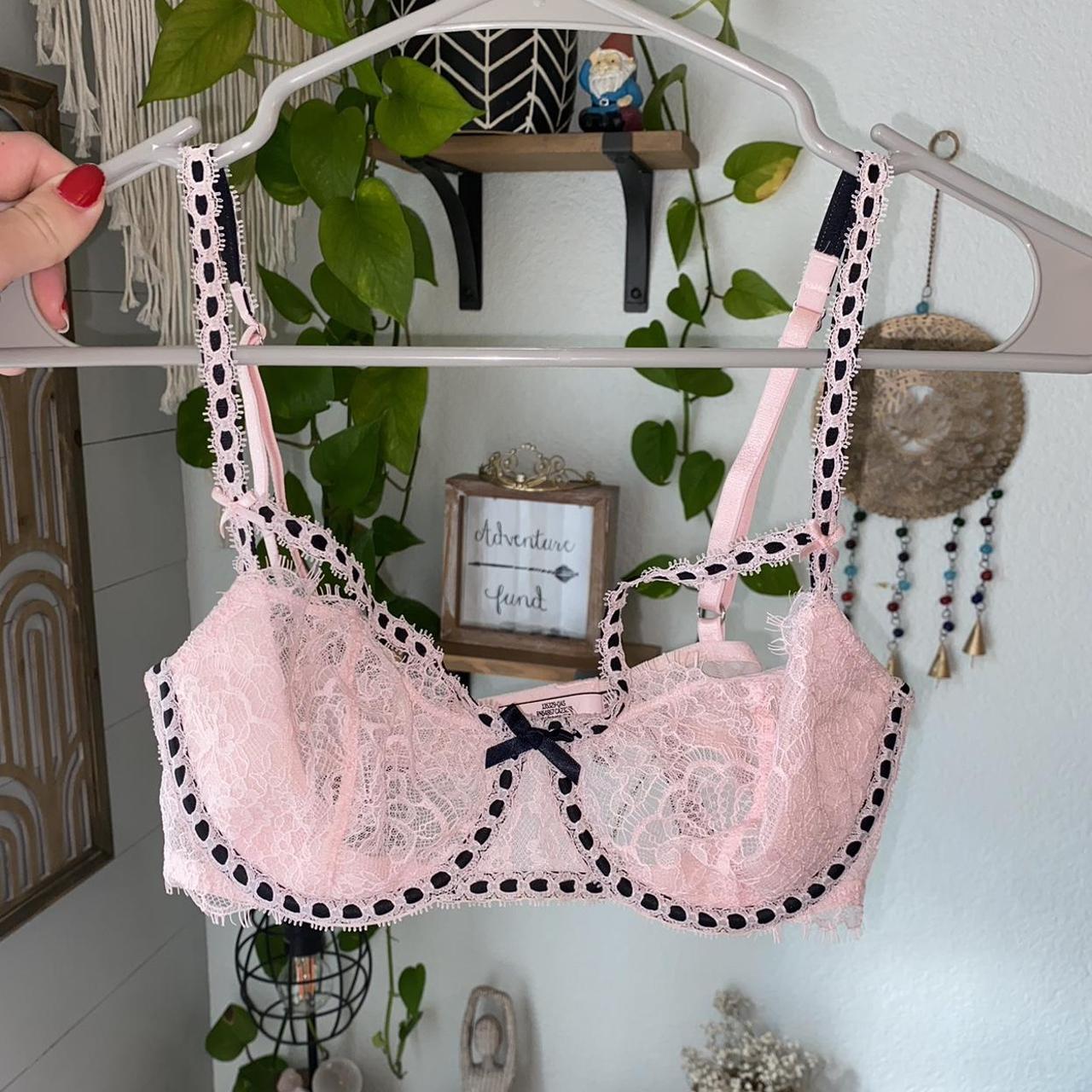 Victoria’s Secret lace bra In perfect condition... - Depop