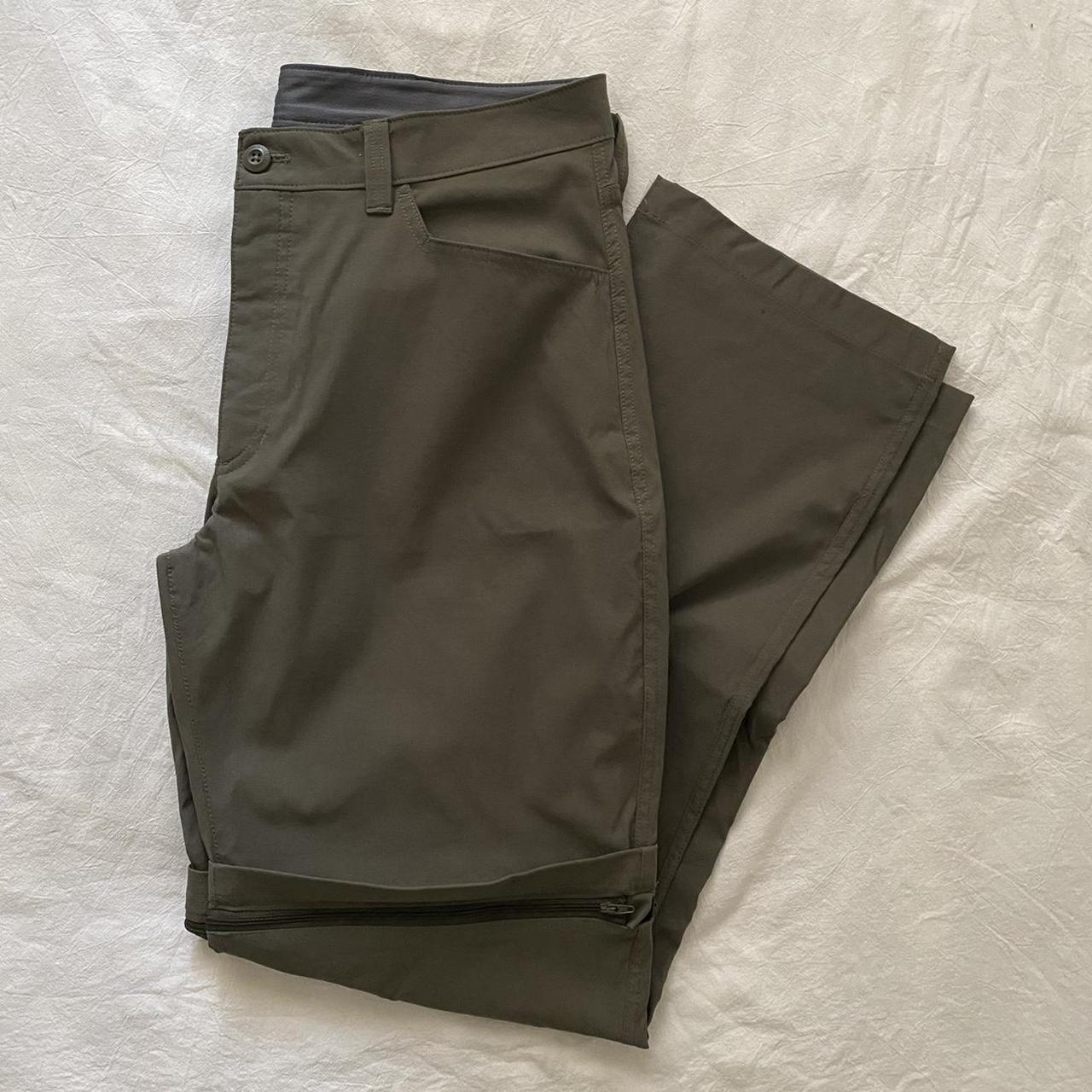 Utility Men's Green Trousers | Depop