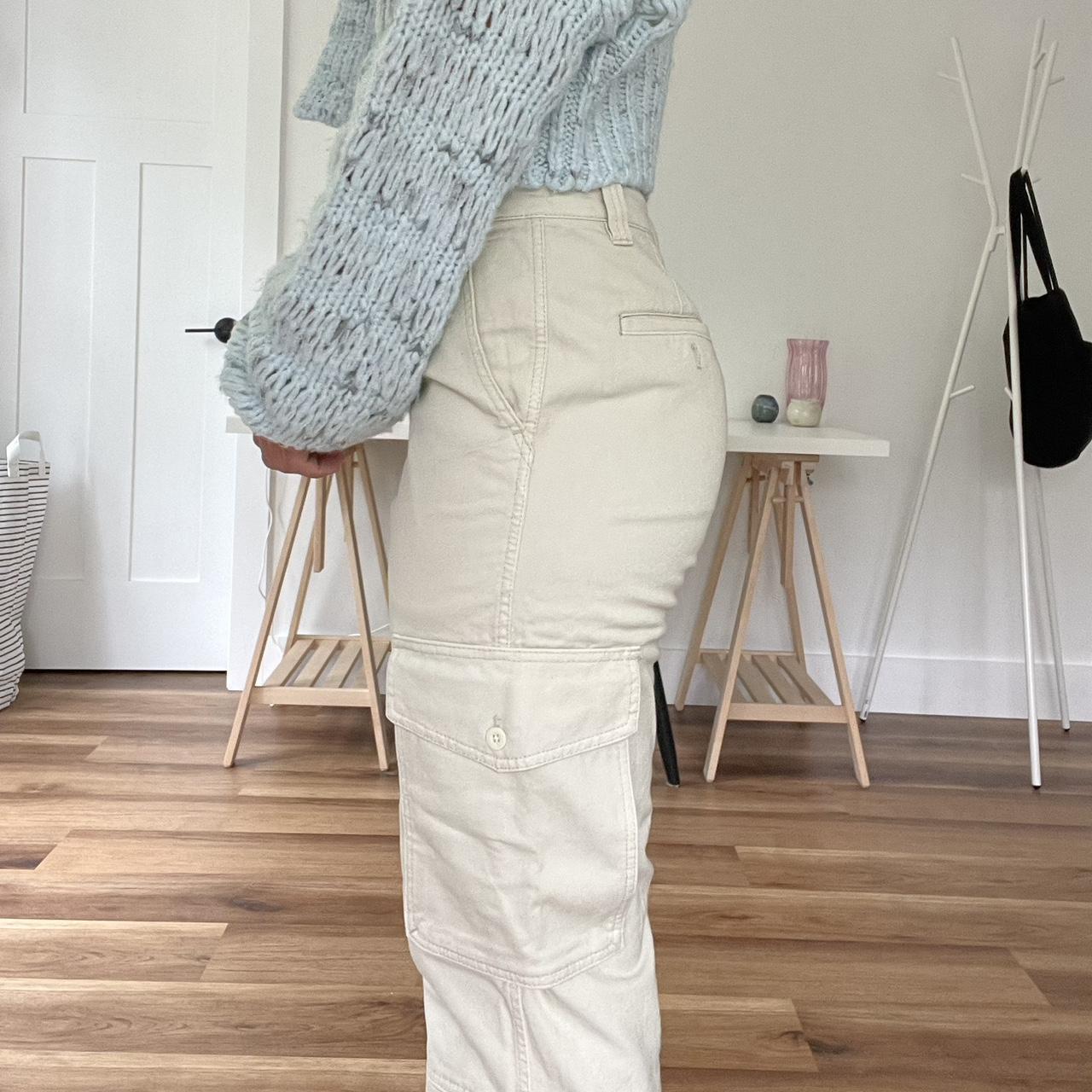 TNA ARITZIA CREAM CARGO PANTS never worn. mid rise... Depop