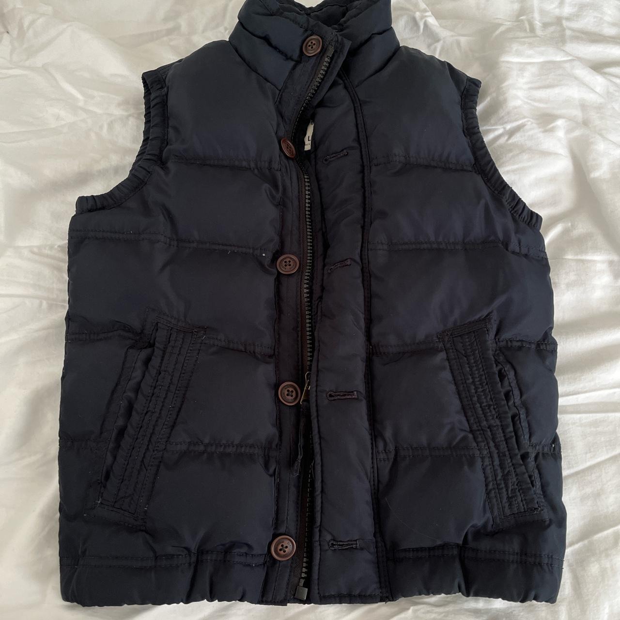 PUFFER VEST ~ boys l so fits a womens s. send... - Depop