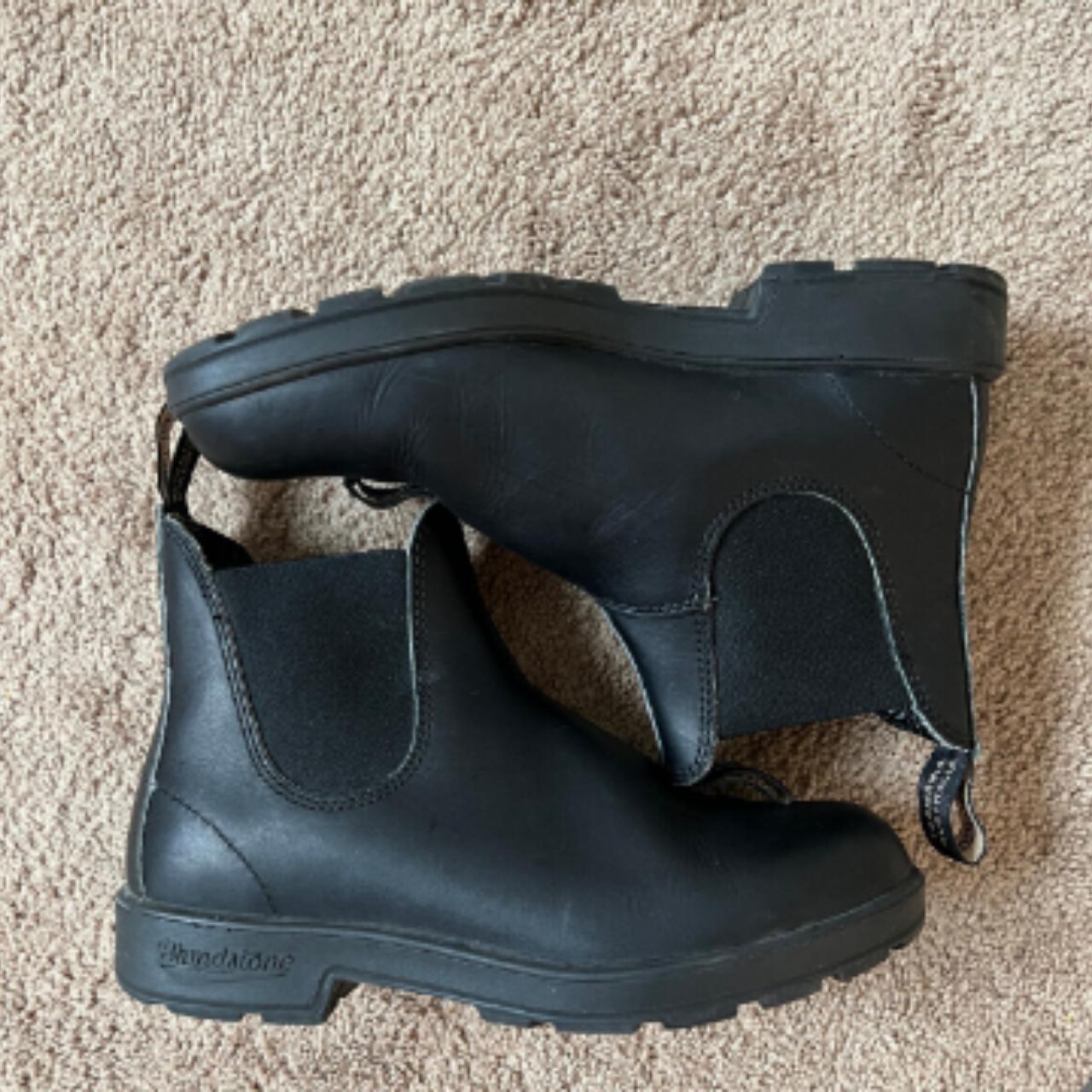 Blundstones Gently Used. Unisex 510 Aus 7.5 Mens... Depop
