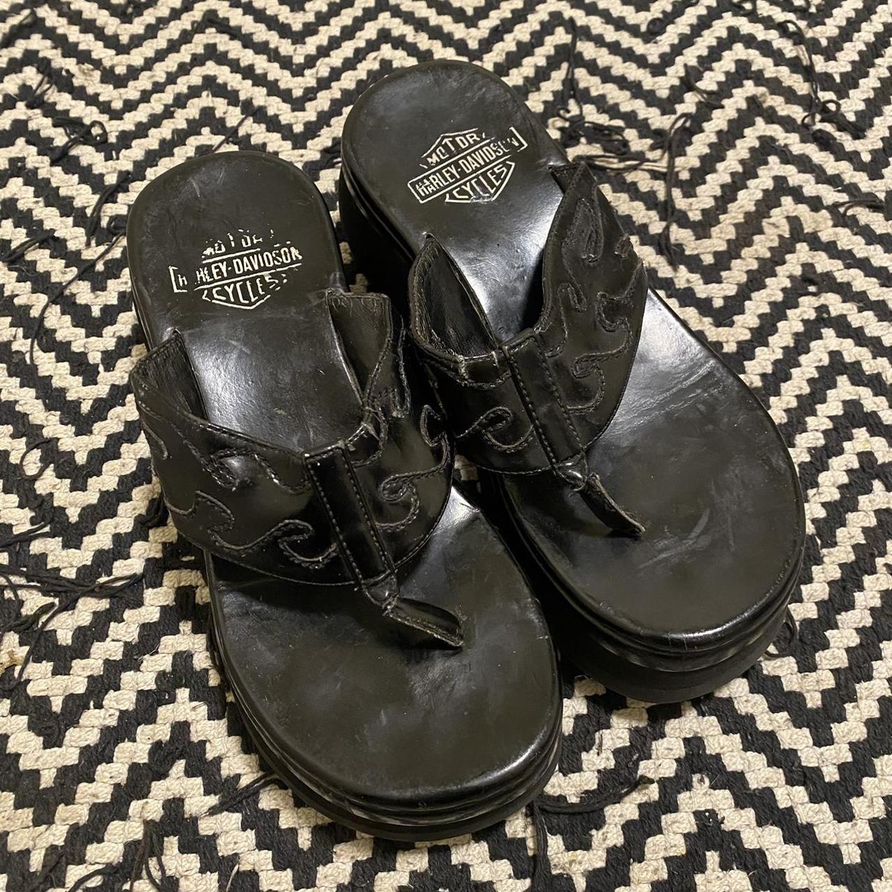 earth harley sandals