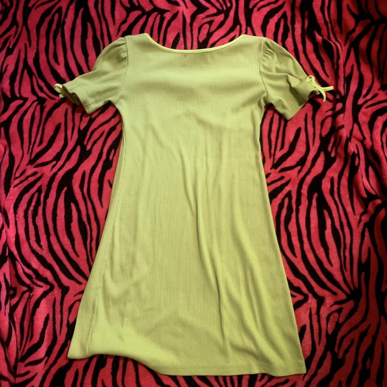 Green cider dress! the color didn’t photograph well... Depop