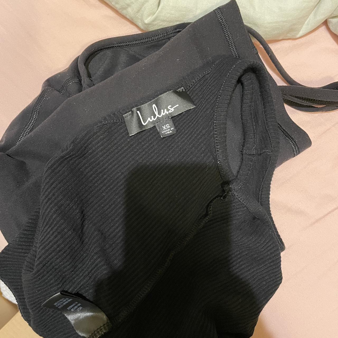Lulus black seamless bodysuit -size xs -message me - Depop