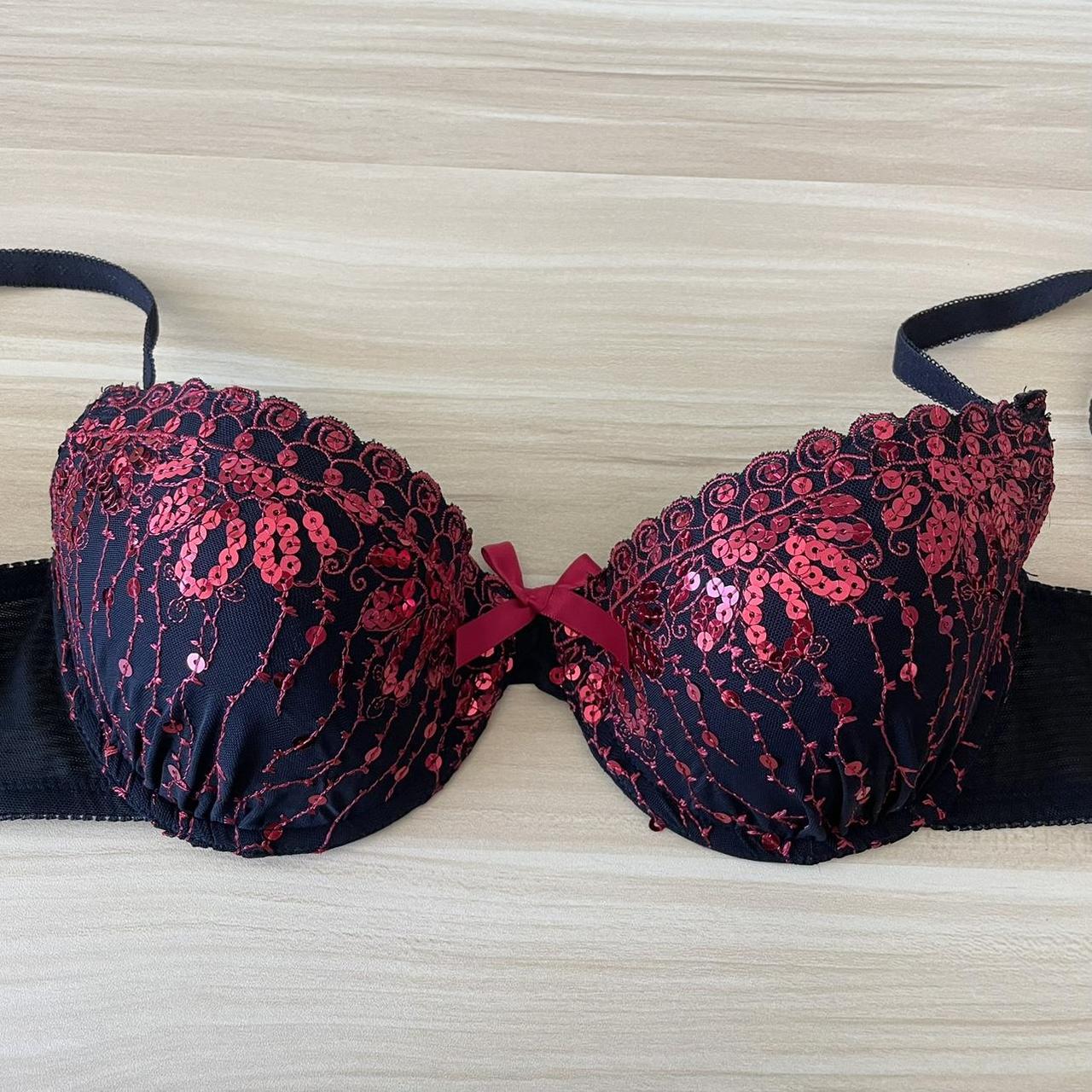 Fredericks of Hollywood black and red bra -size... - Depop