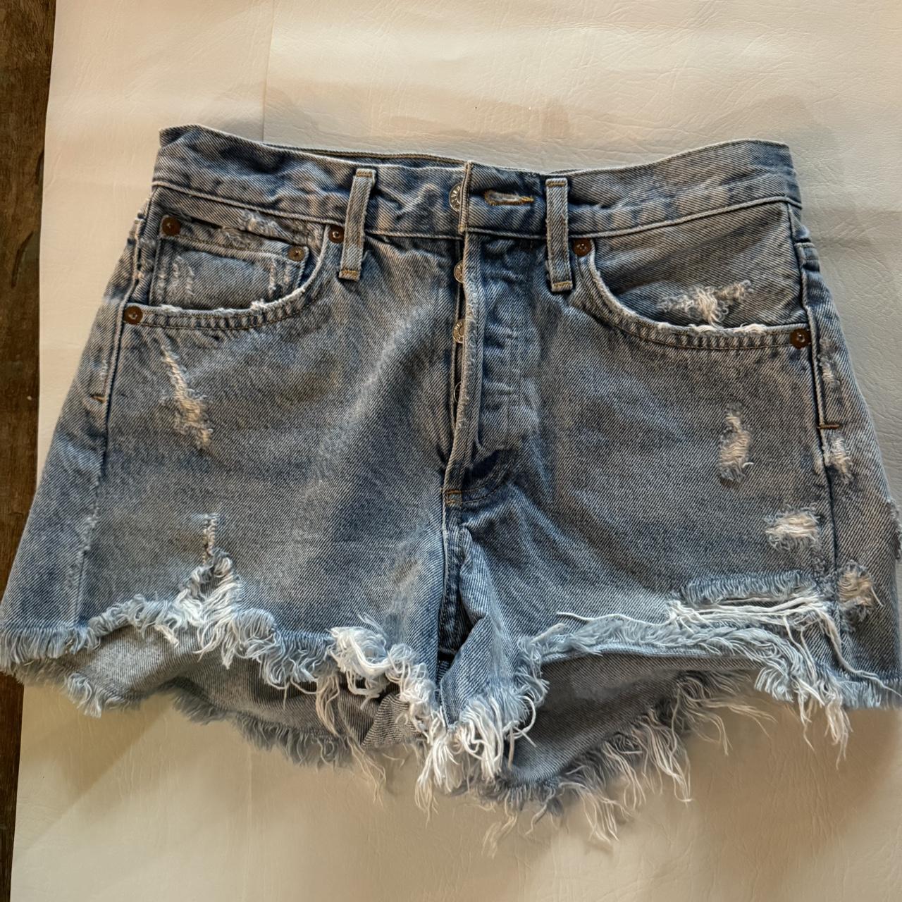 item listed by allieavallone
