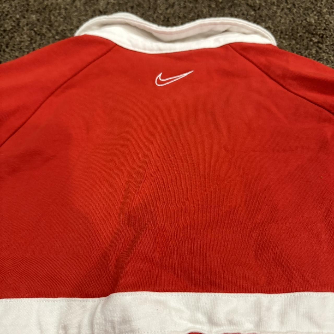 red and white nike long sleeve shirt