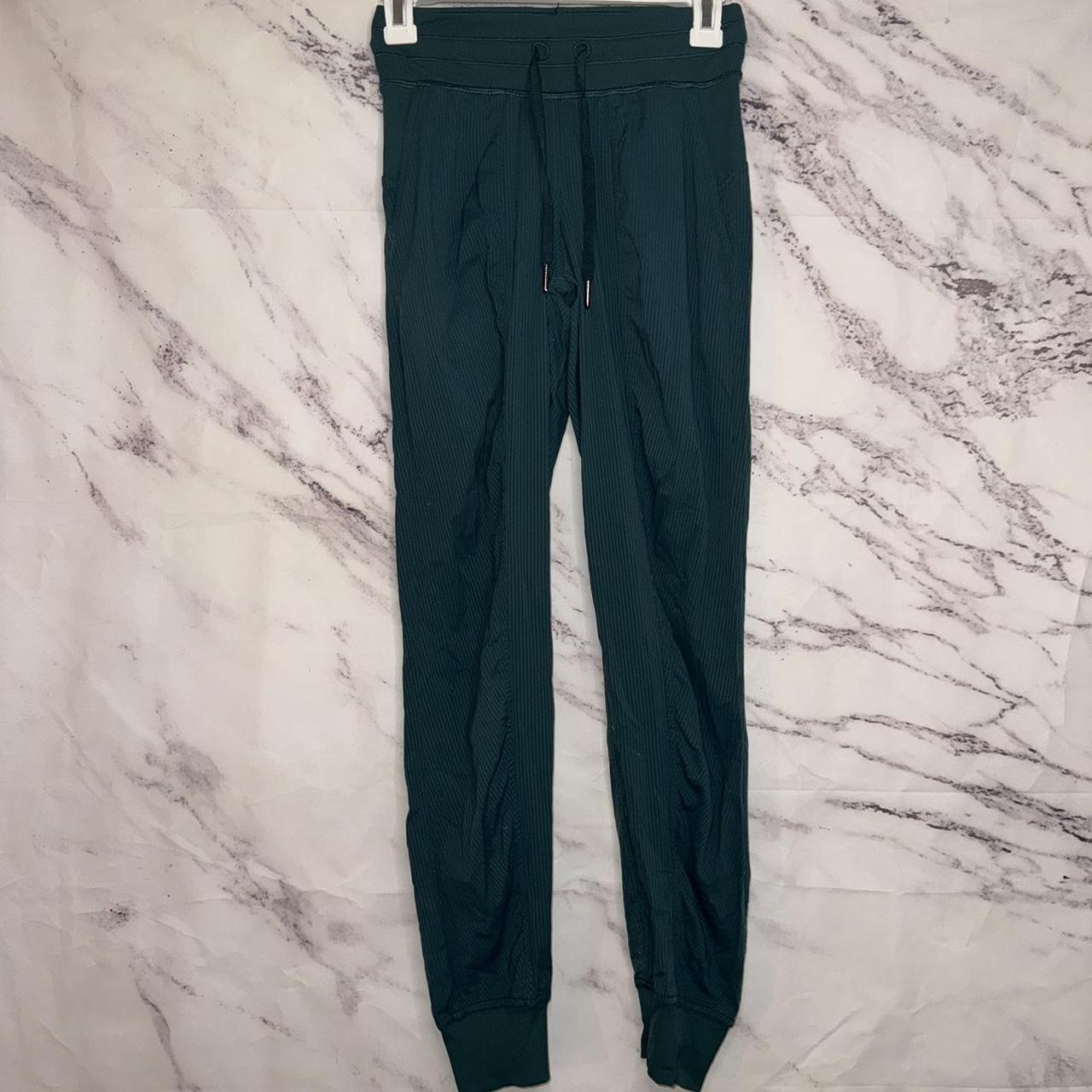 item listed by emilysfindss