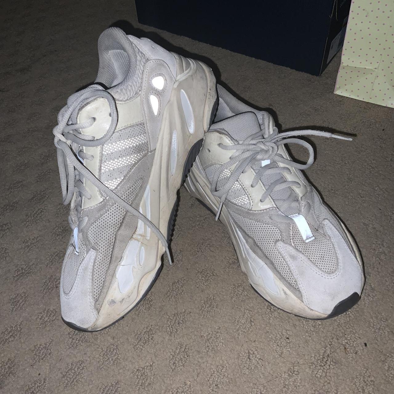 yeezy cream white 700
