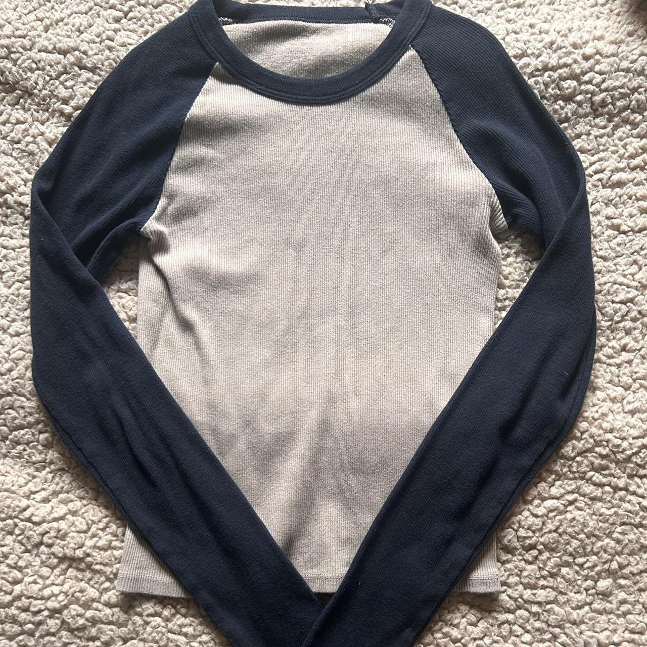 brandy melville long sleeve shirt 🌌 worn a few times... Depop