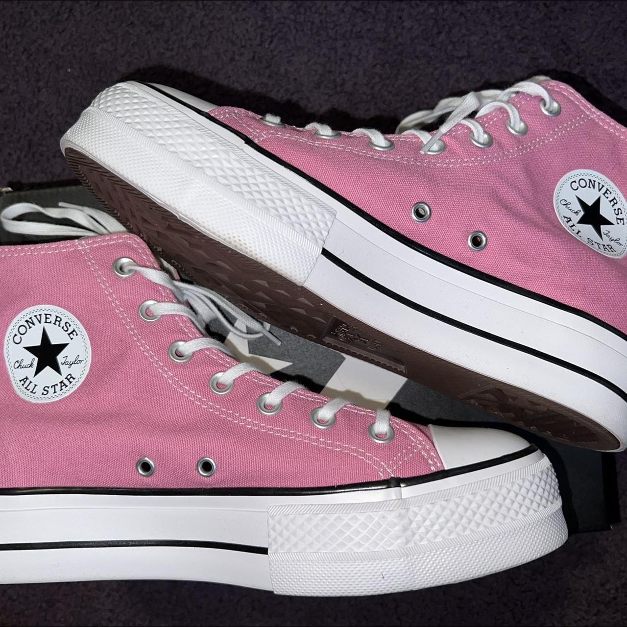 Flamingo Pink Platform Converse Very rare color. Depop