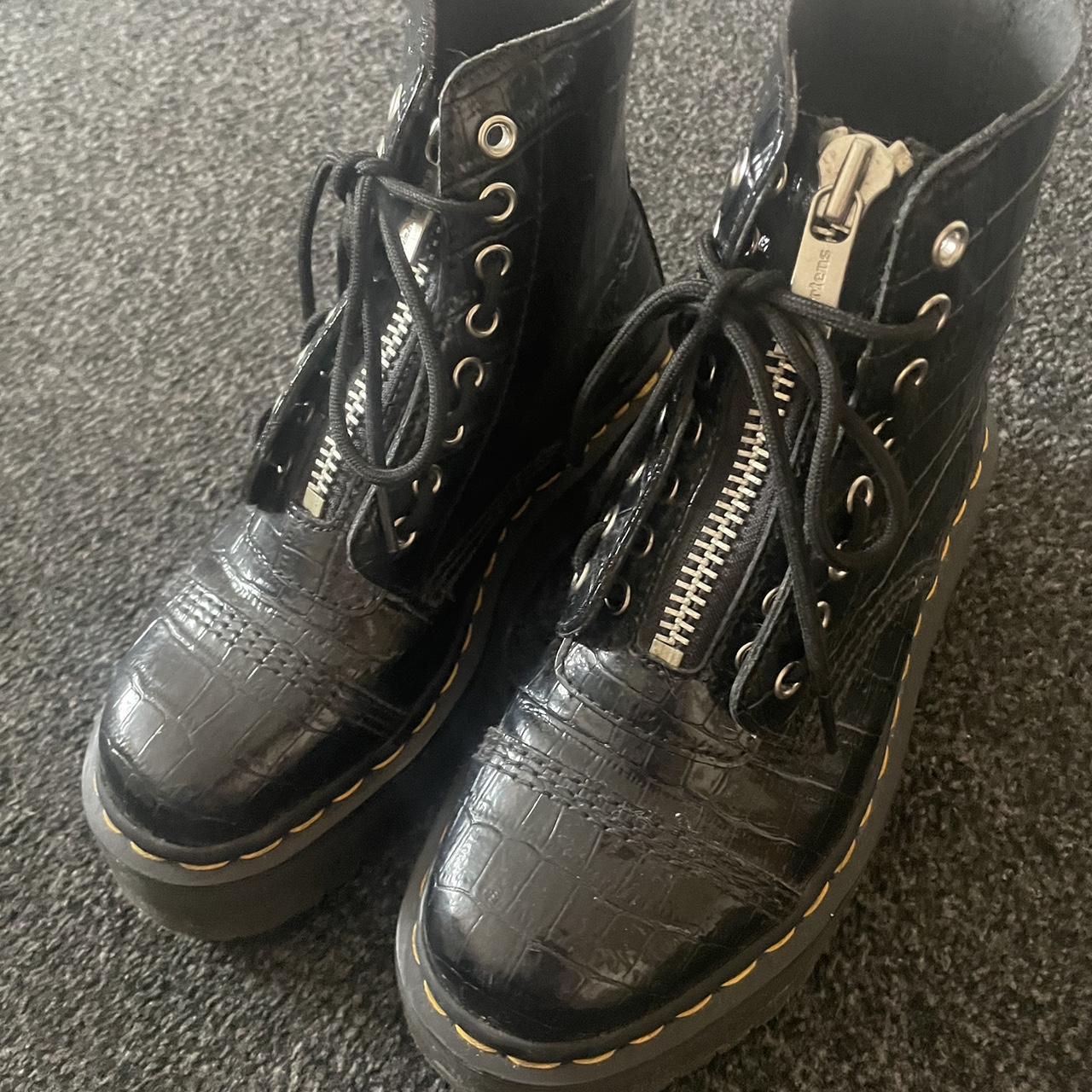 sinclair doc martens croc