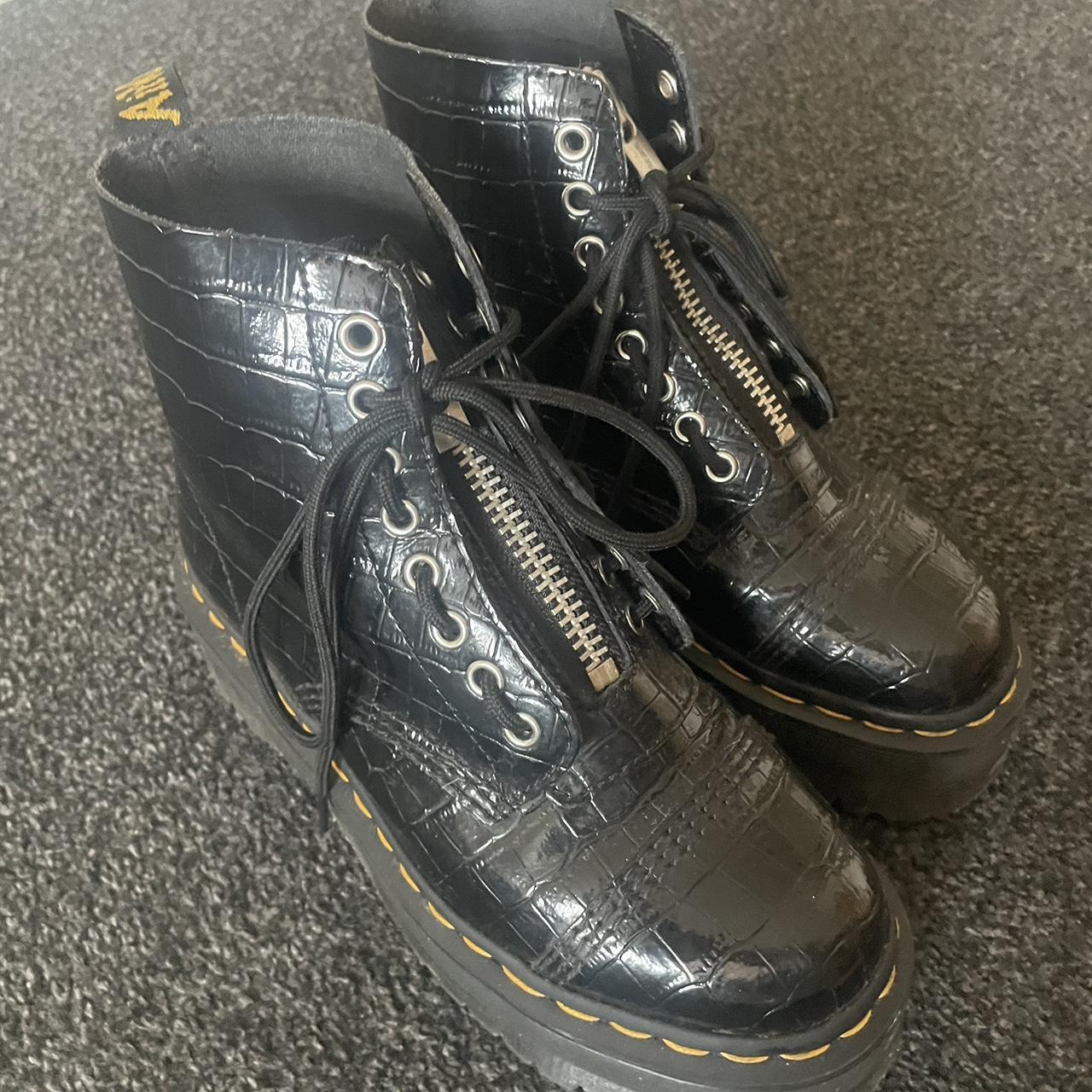 sinclair doc martens croc