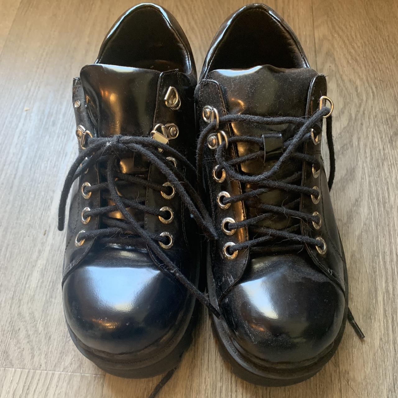 UNIF, Seek Shoe, used, still good condition, size 9... - Depop
