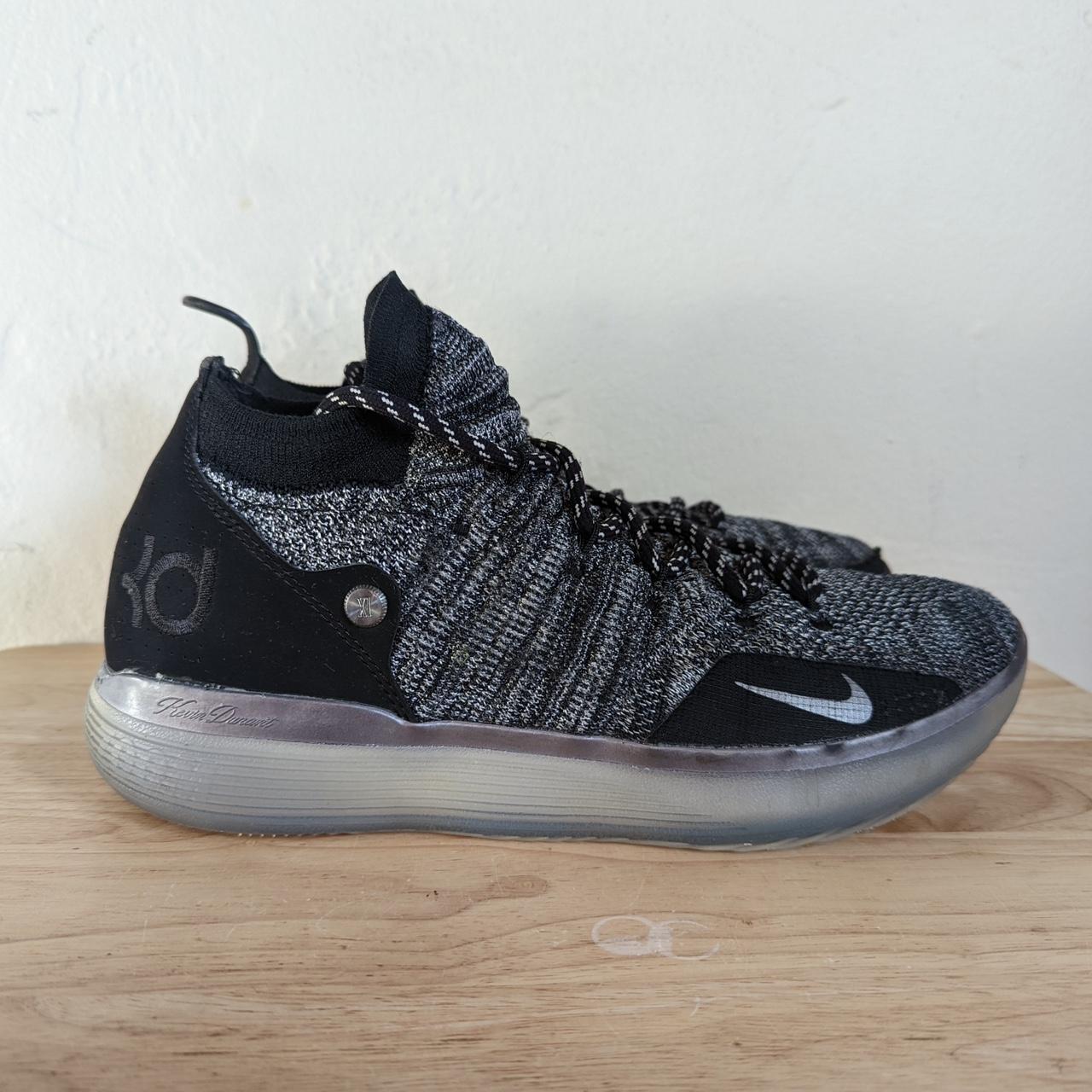 Kd 11 black and white online