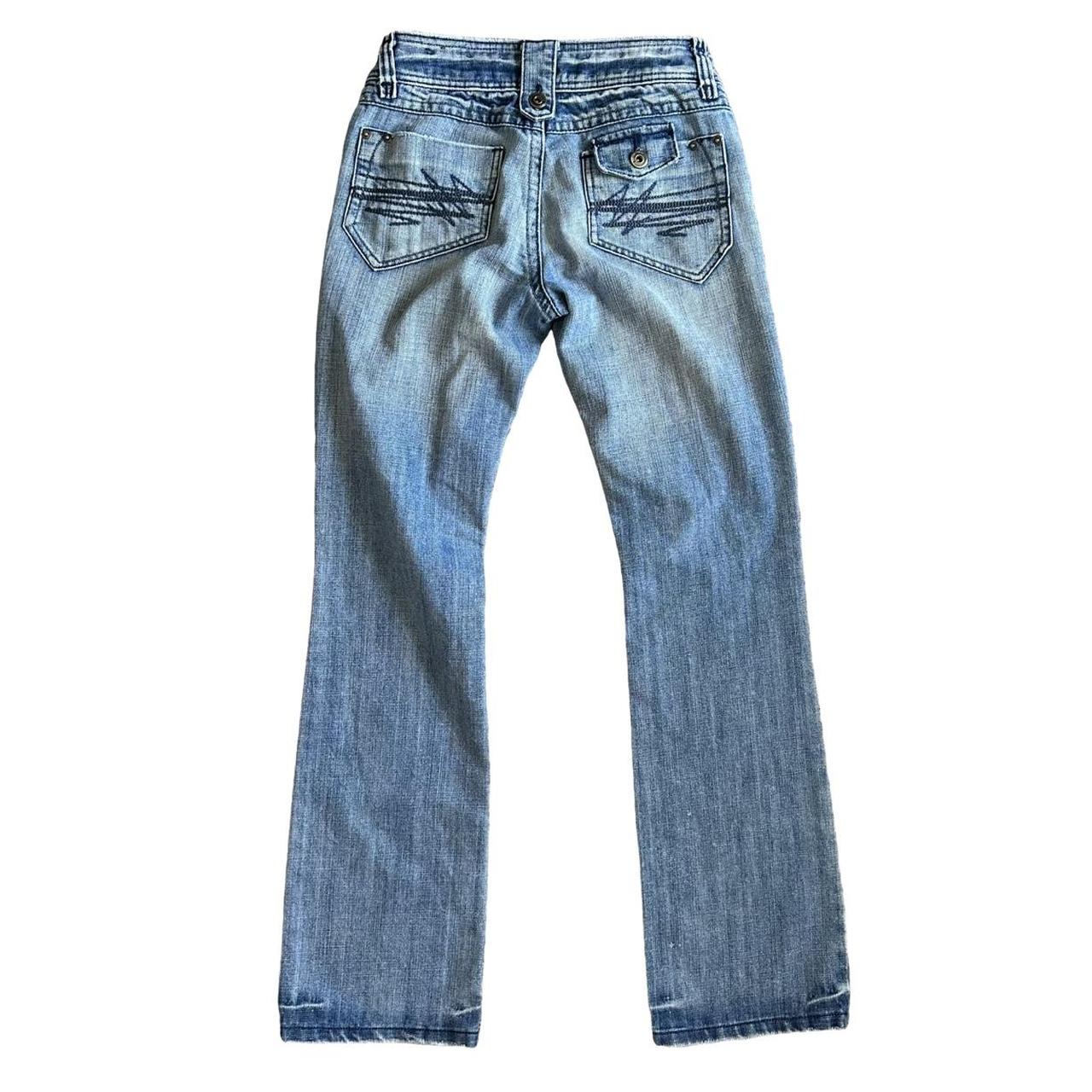 item listed by y2kayvintage