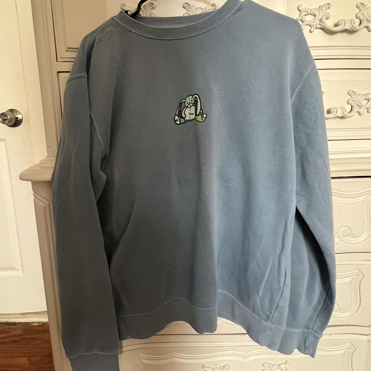 EMMA CHAMBERLAIN blue “biggie big” bunny crew neck... Depop