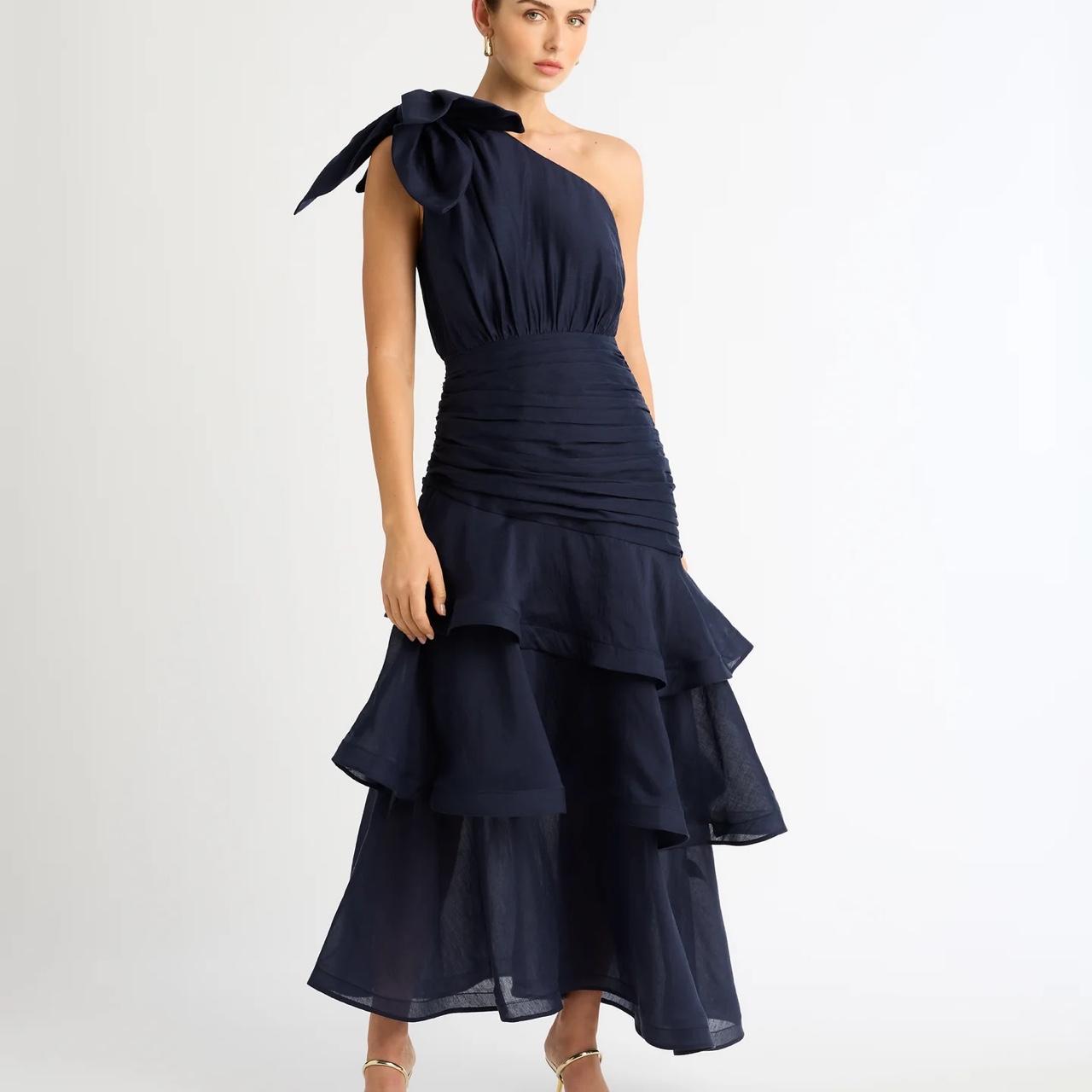 Selling Sheike CASABLANCA dress size (will fit