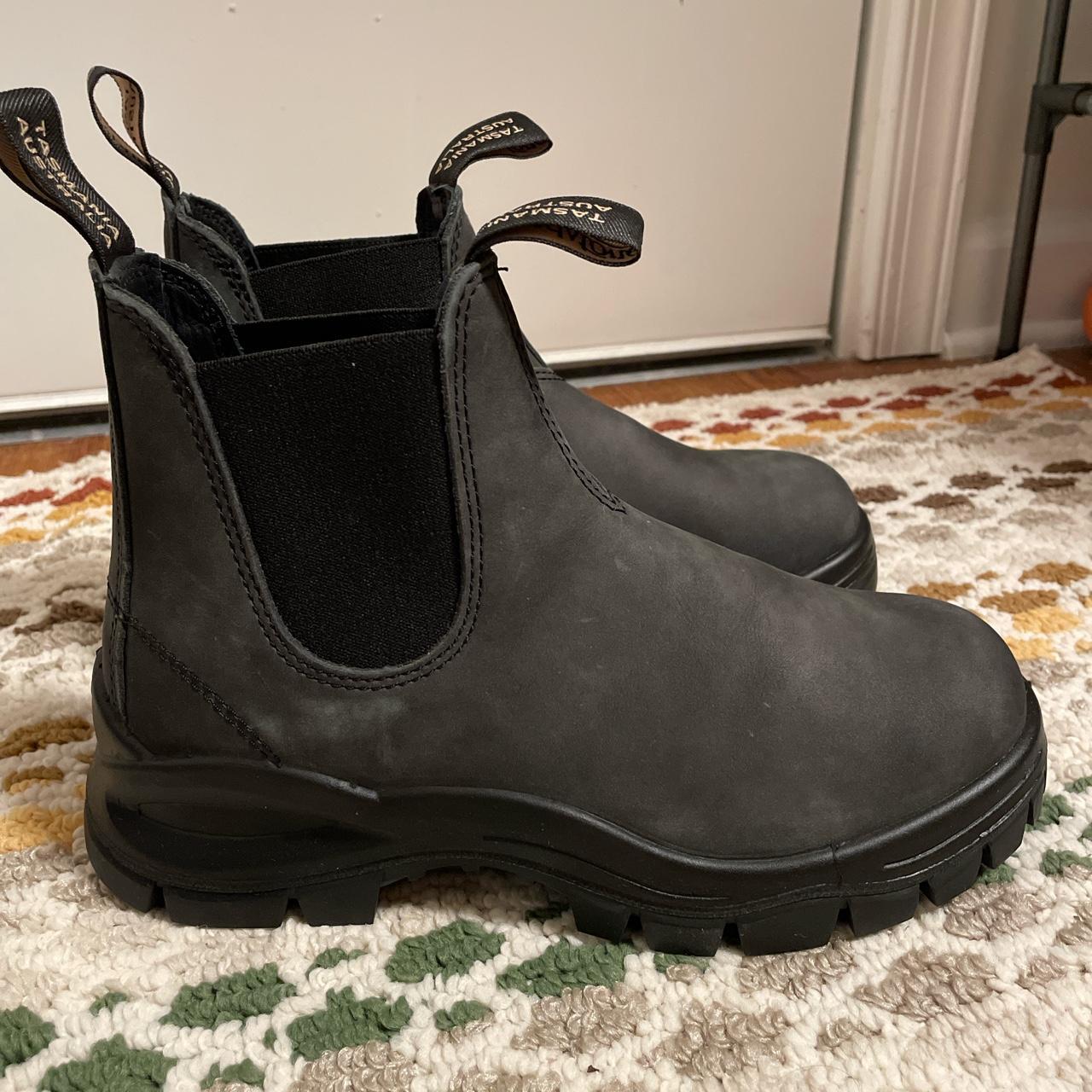 blundstone boots with leggings