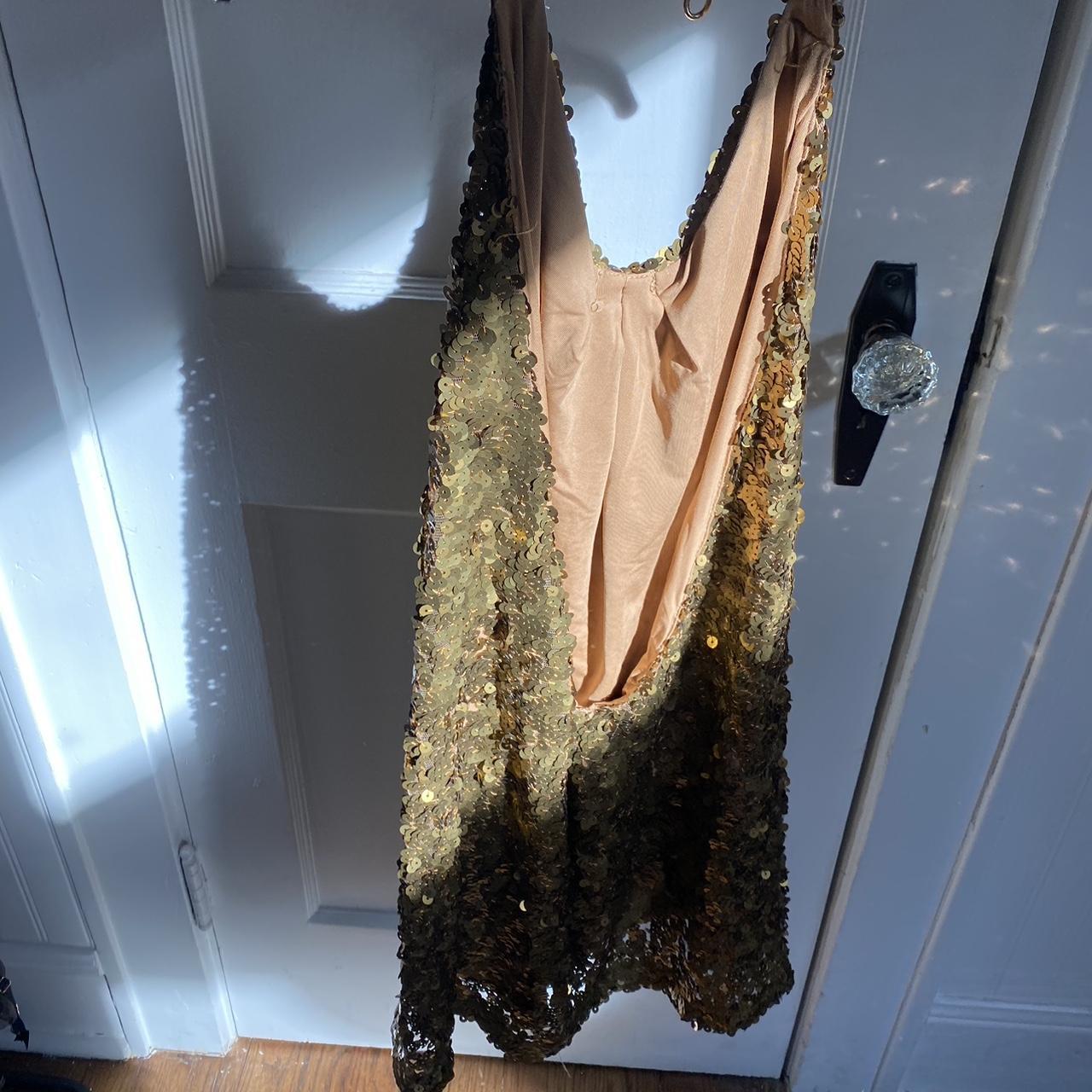 Vintage gold sequin dress with chain neck - Depop