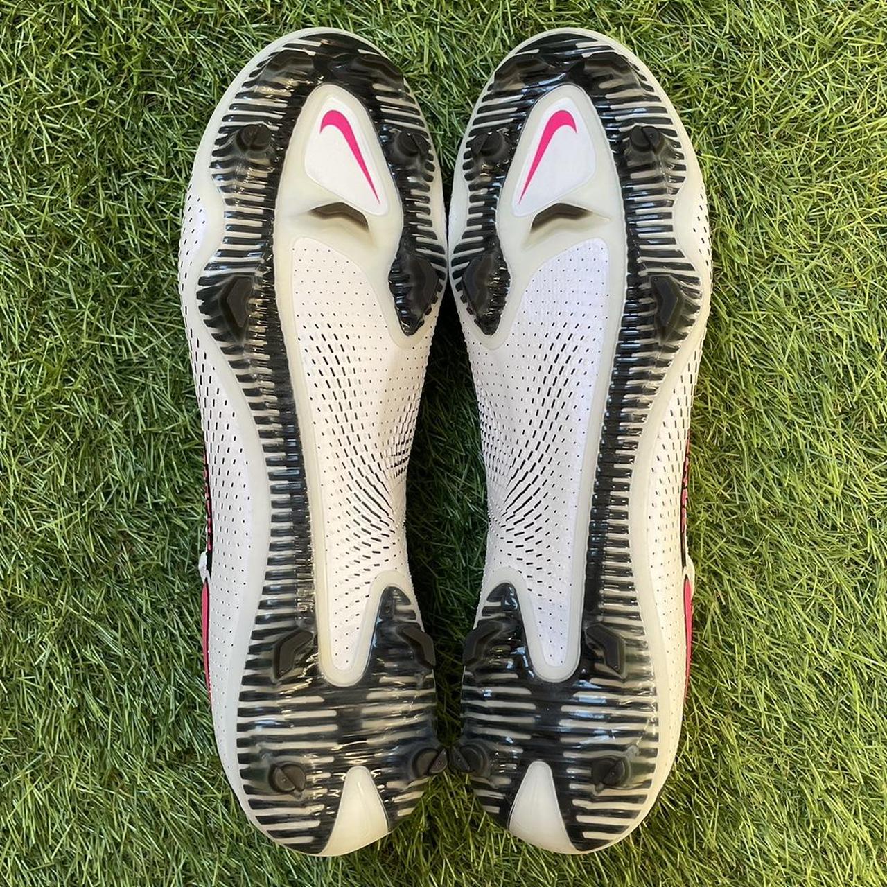 シューズ NIKE phantomGT acc Nike Phantom GT Club IC Daybreak - White/Pink Blast/Black