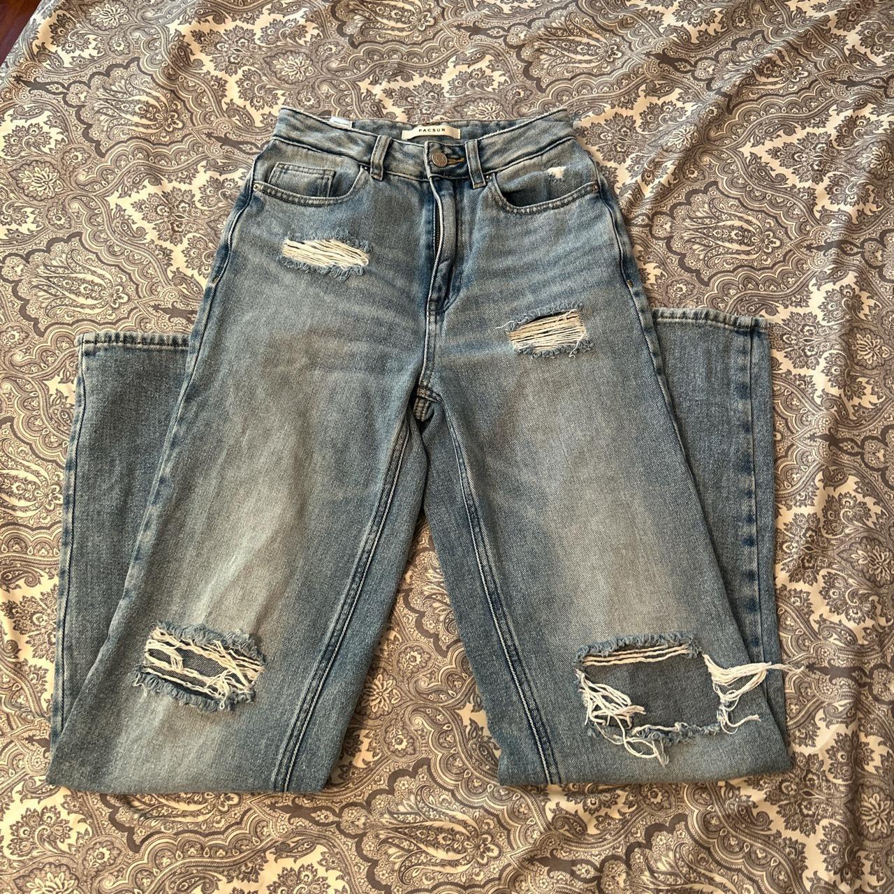 90s boyfriend jeans - Depop