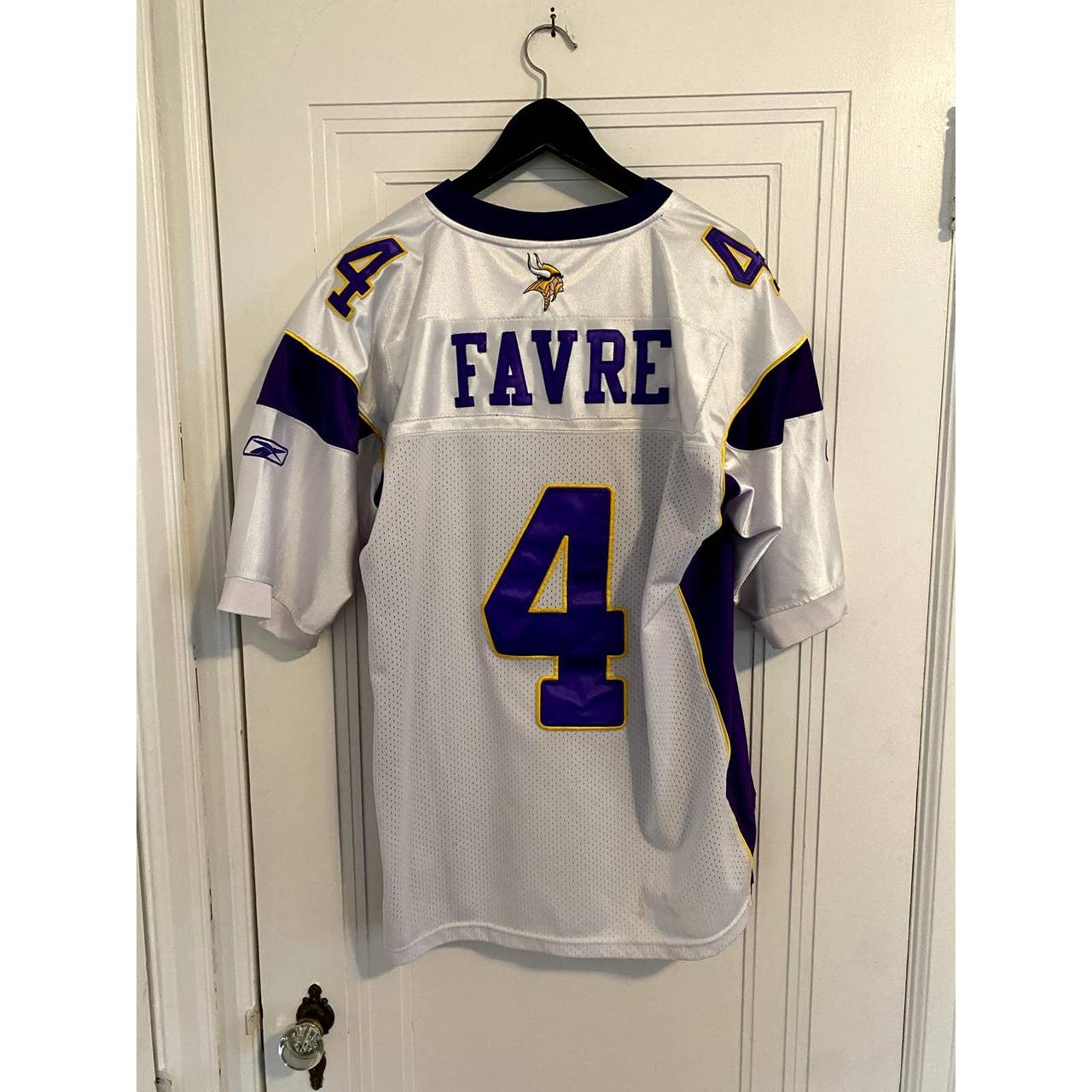 Throwback Minnesota Vikings Brett Favre stitched - Depop