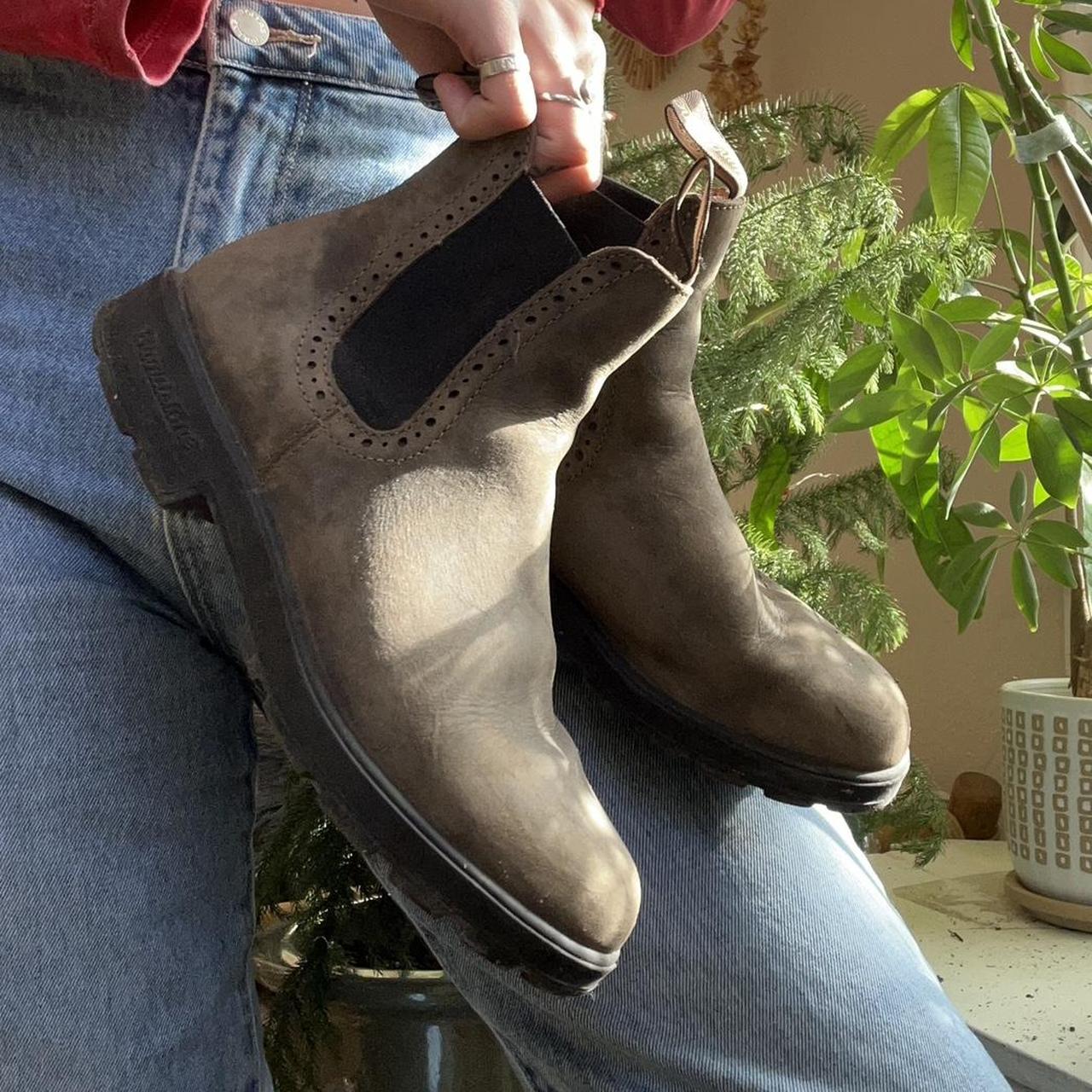 high top blundstones