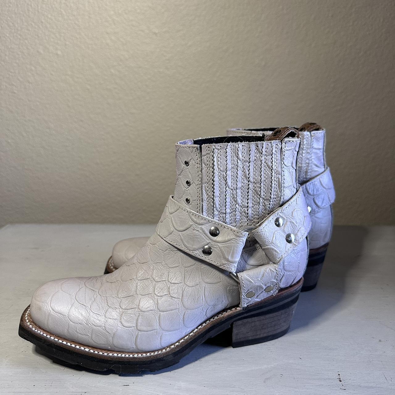 Freebird mood 2024 ring boots