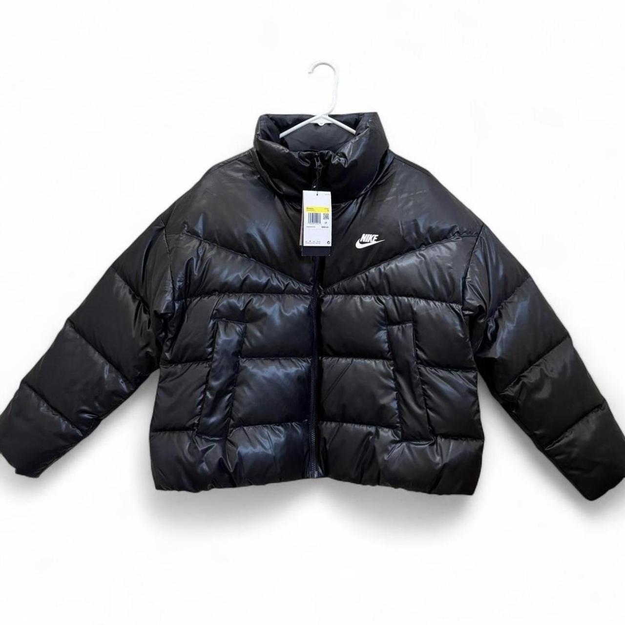 item listed by cteeziee