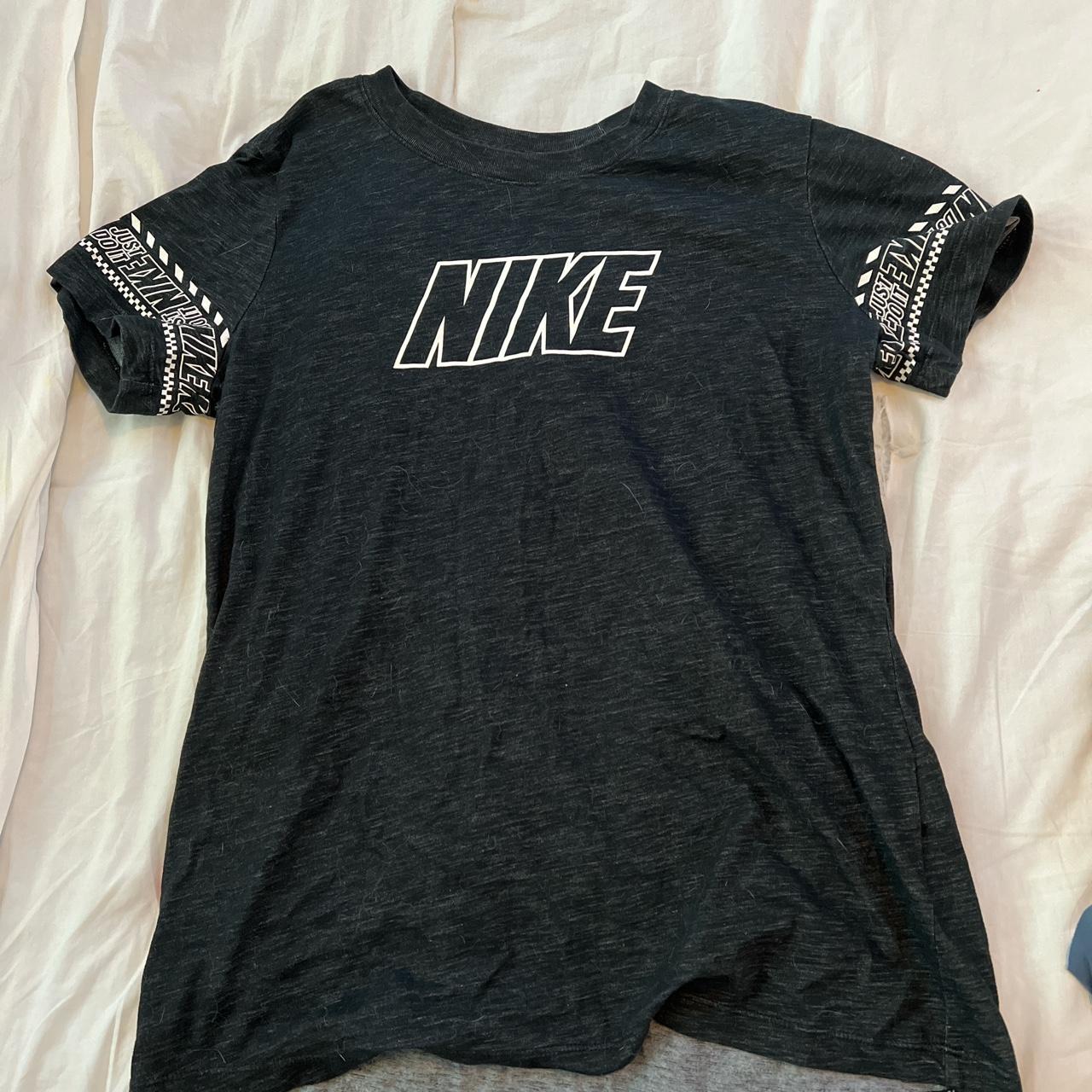 womens nike black shirt