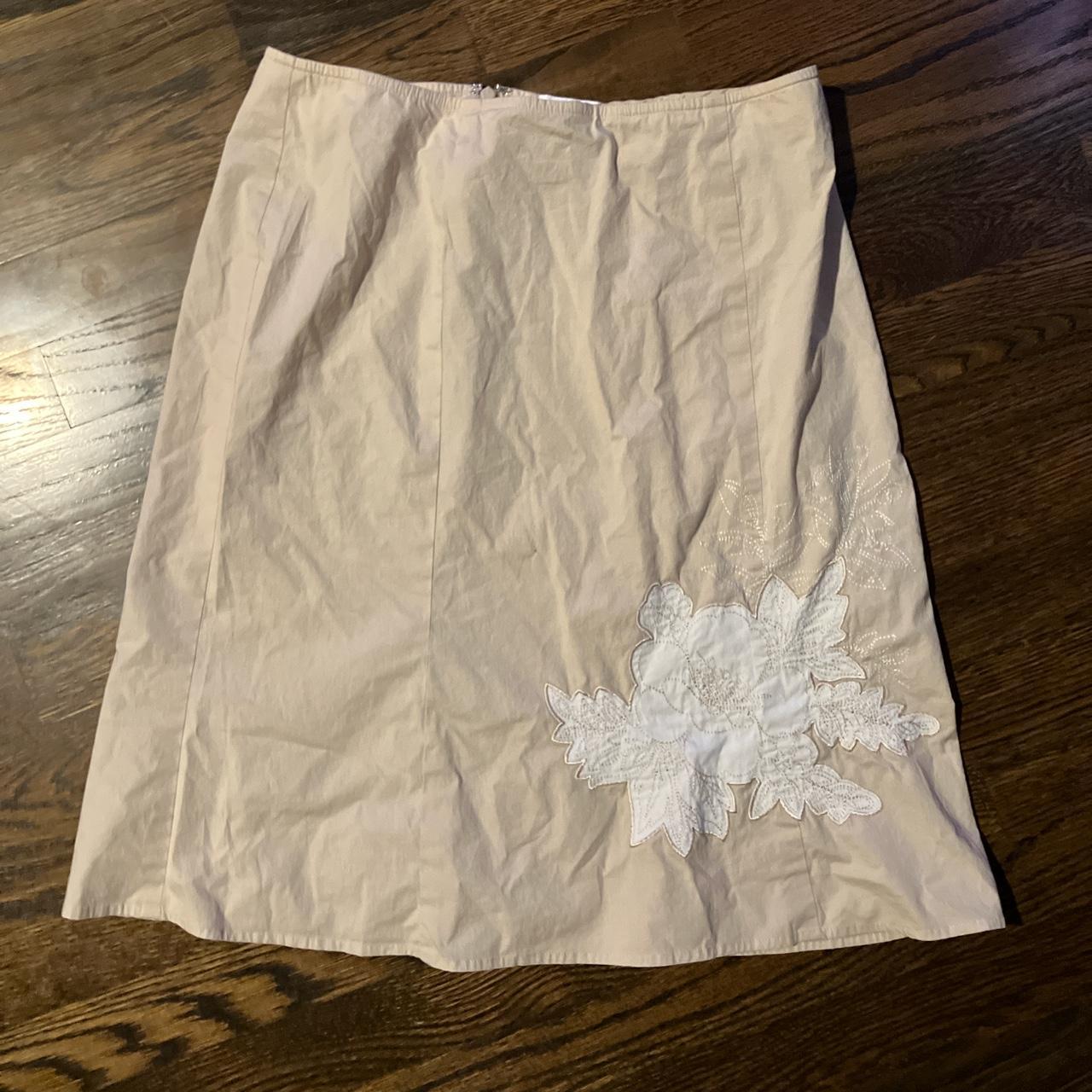 the cutest vintage low waisted skirt