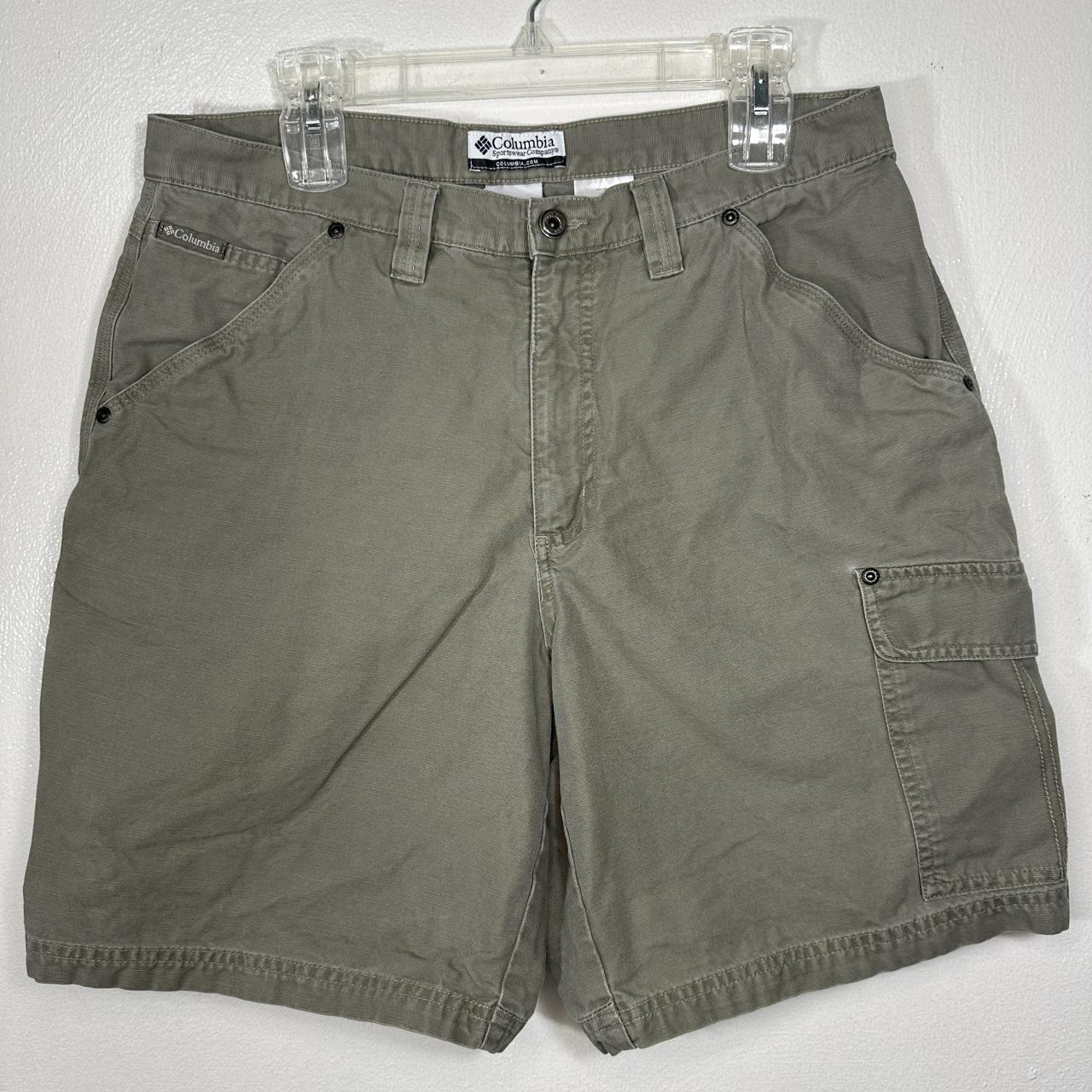 Columbia workwear cargo shorts. Men’s size 36. These... - Depop