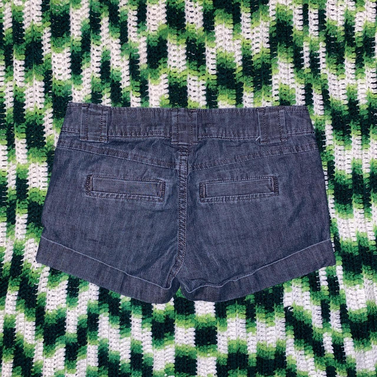 vintage low rise shorts -there’s no stains or... - Depop