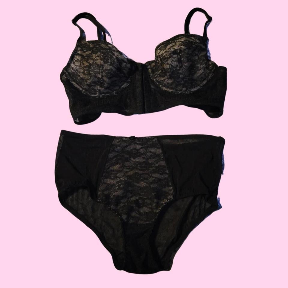 Pinup style lingerie set from Forever 21. Black - Depop