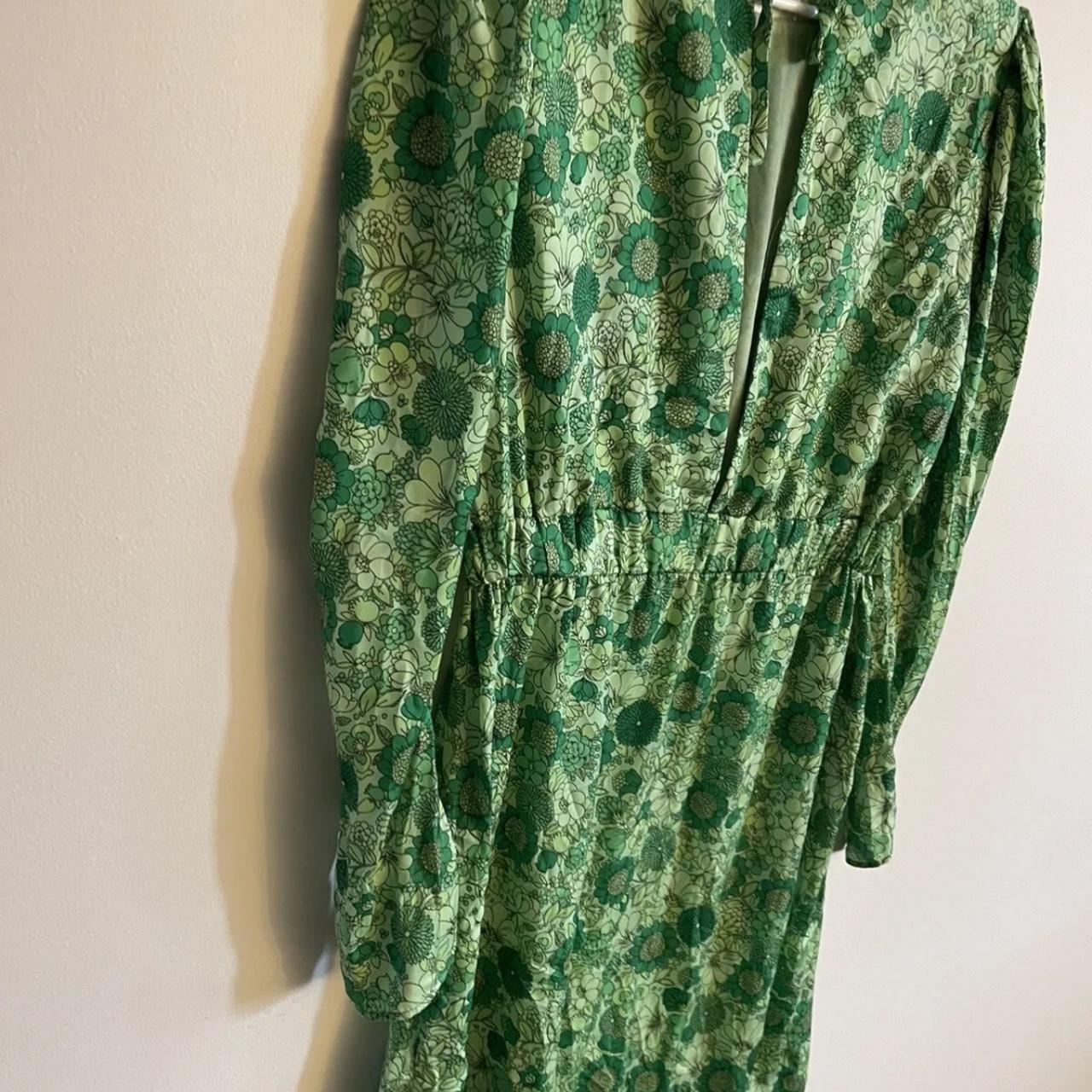 Topshop Green Floral Print Long Sleeve Midi Dress Us 2 Depop