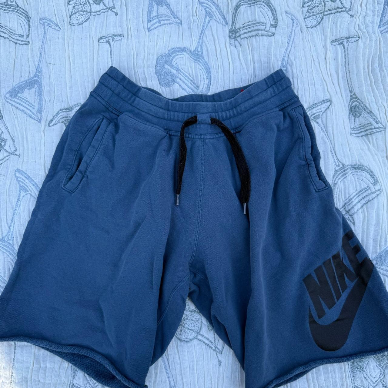 item listed by aliner311