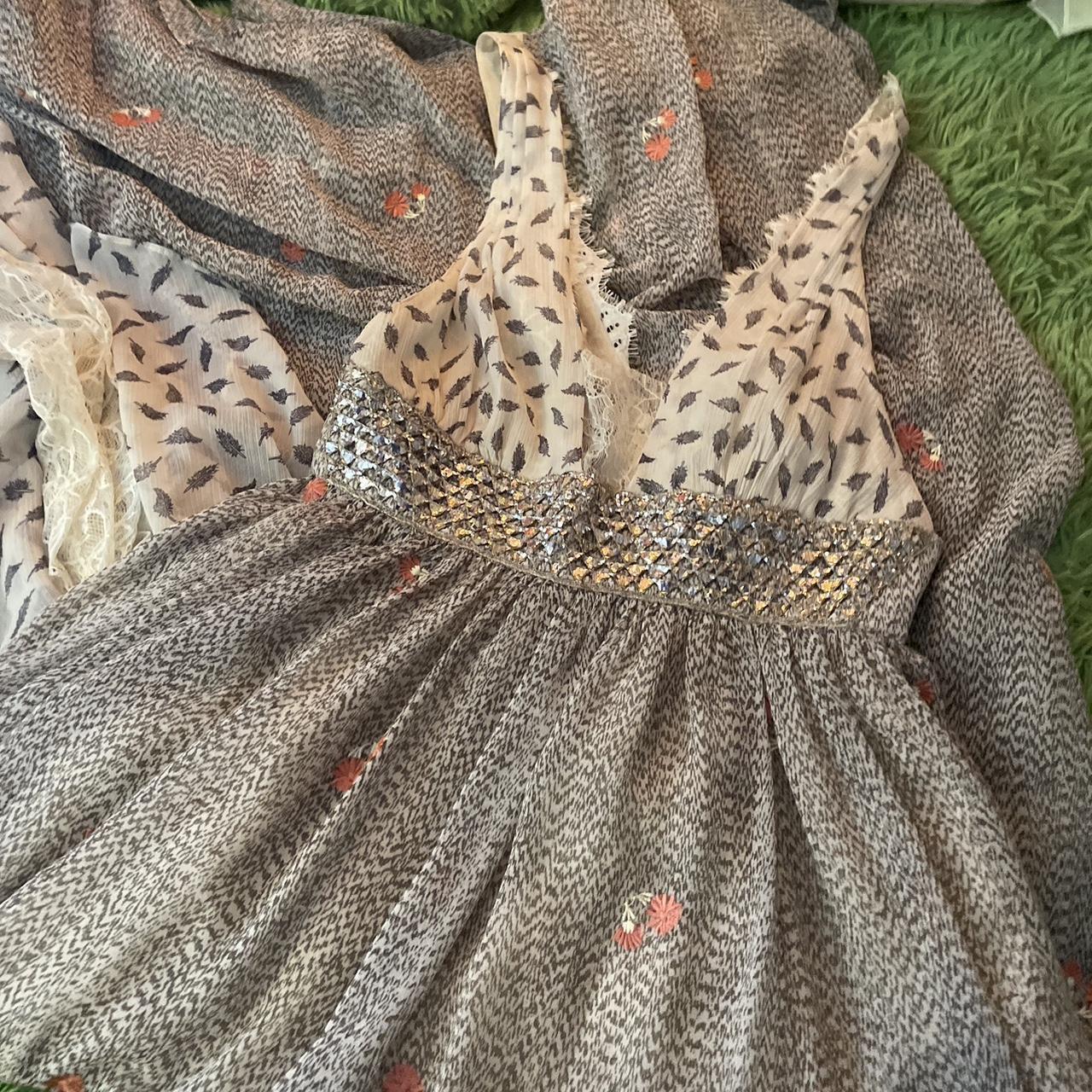 item listed by shoegal_