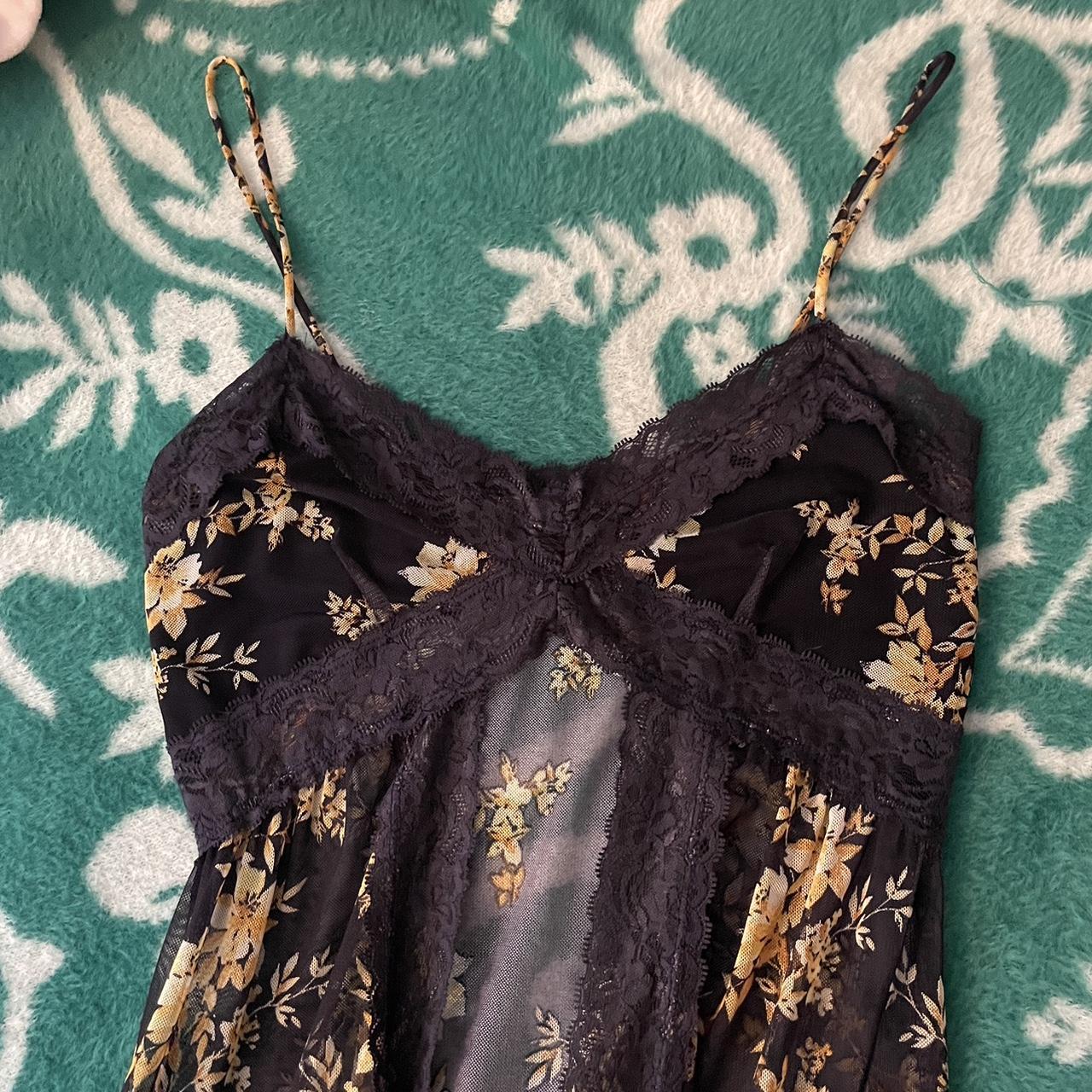 item listed by shoegal_