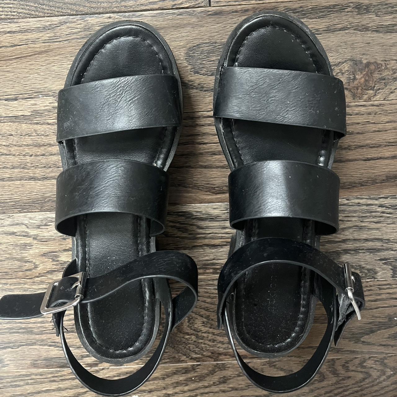 Madden girl chunky sandals worn 510 times.... Depop
