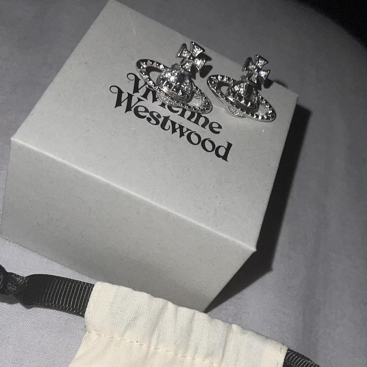 Vivienne Westwood neckless and earrings bought... - Depop