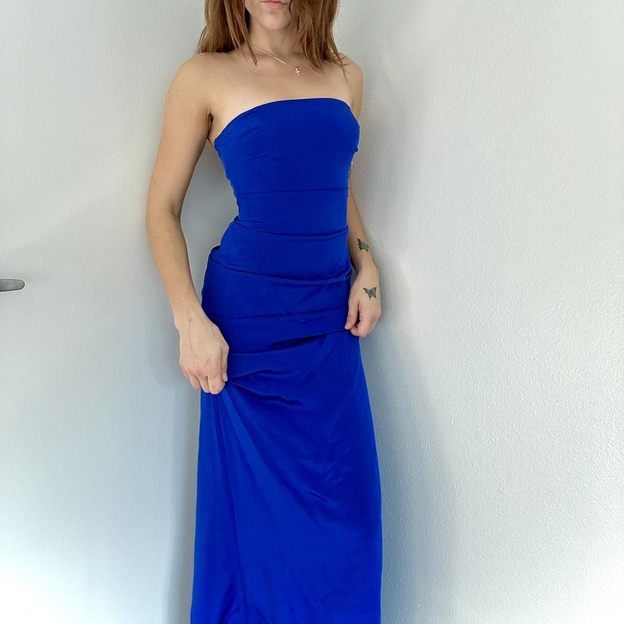 Nicole Miller Blue Floor Length Strapless Gown ... - Depop