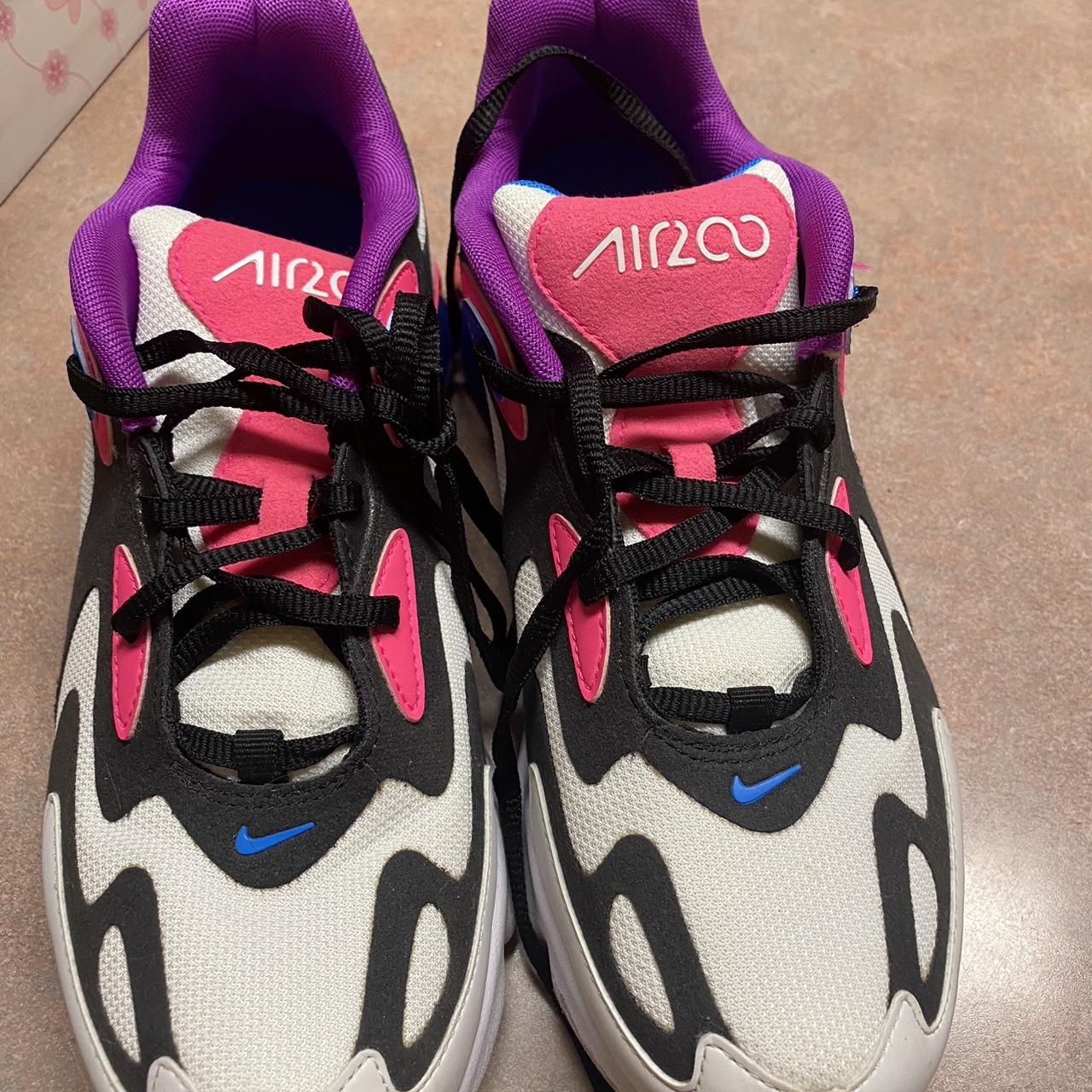 womens nike 200 pink