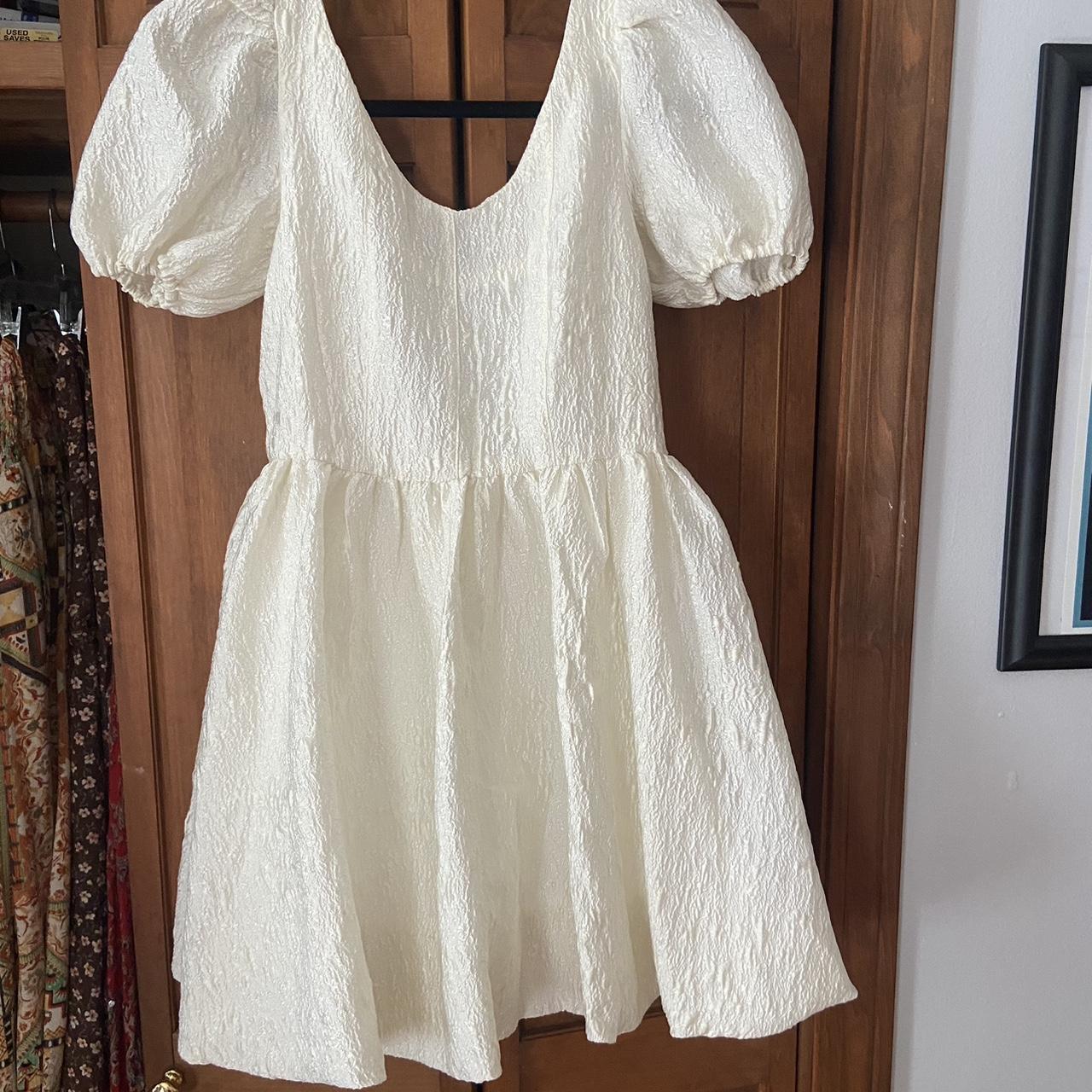 super cute puff sleeve dress from sister jane.... - Depop