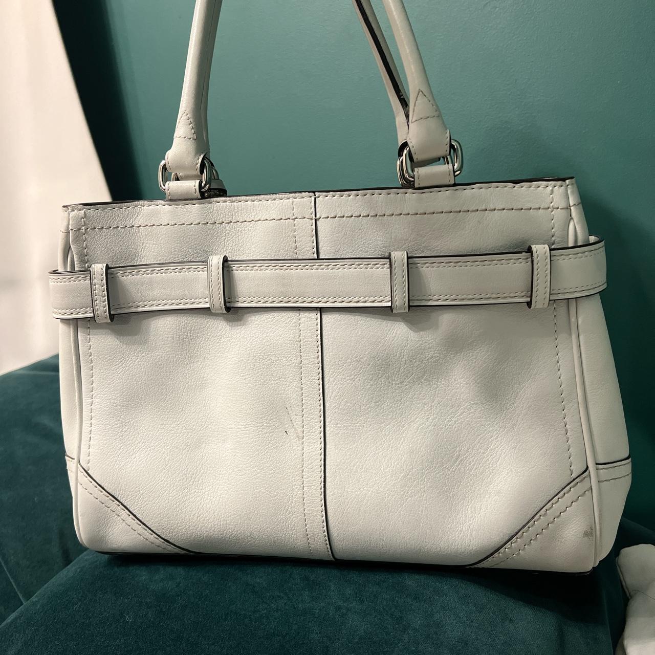 Coach Women's Grey and White Bag | Depop