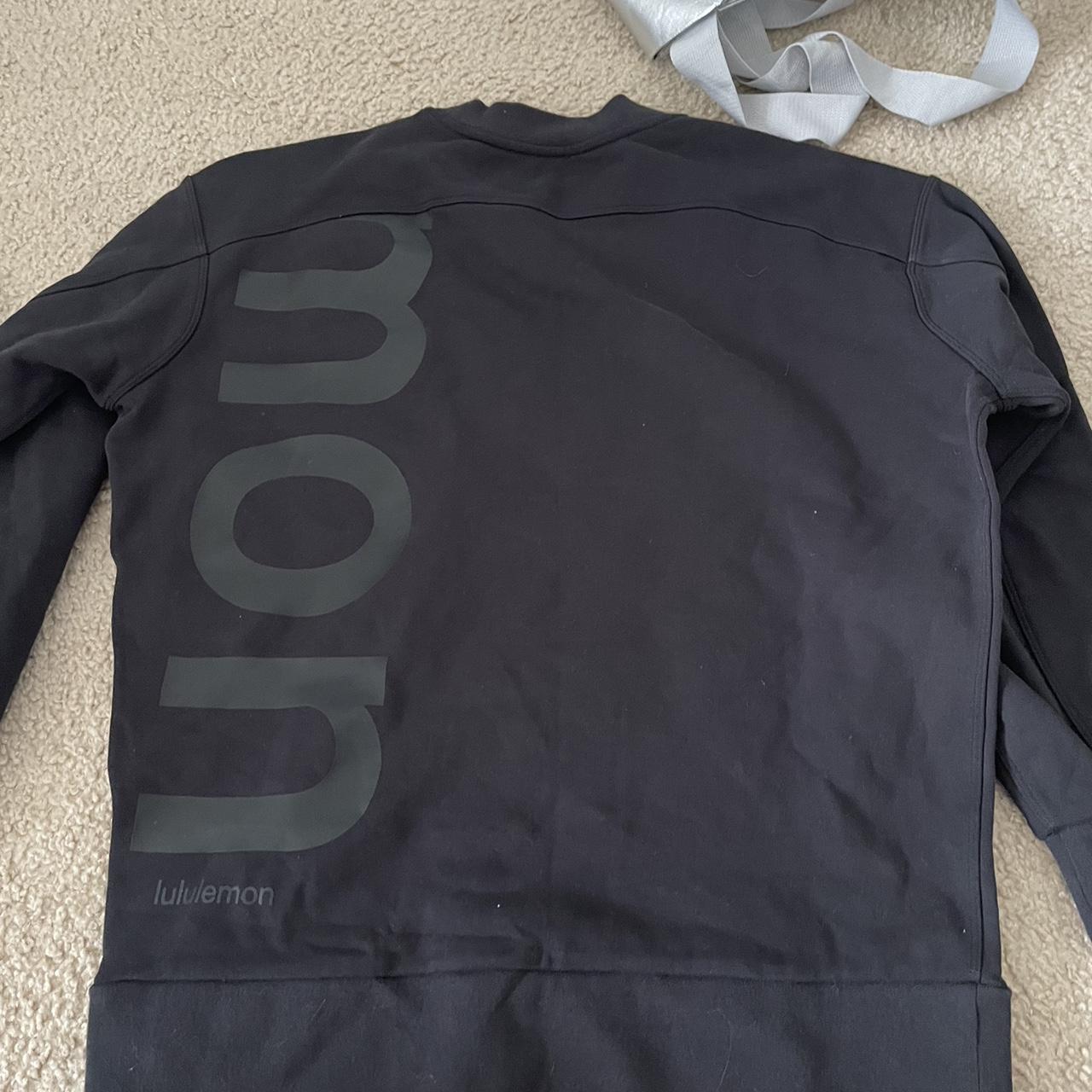 Lululemon Women's Black Sweatshirt Depop