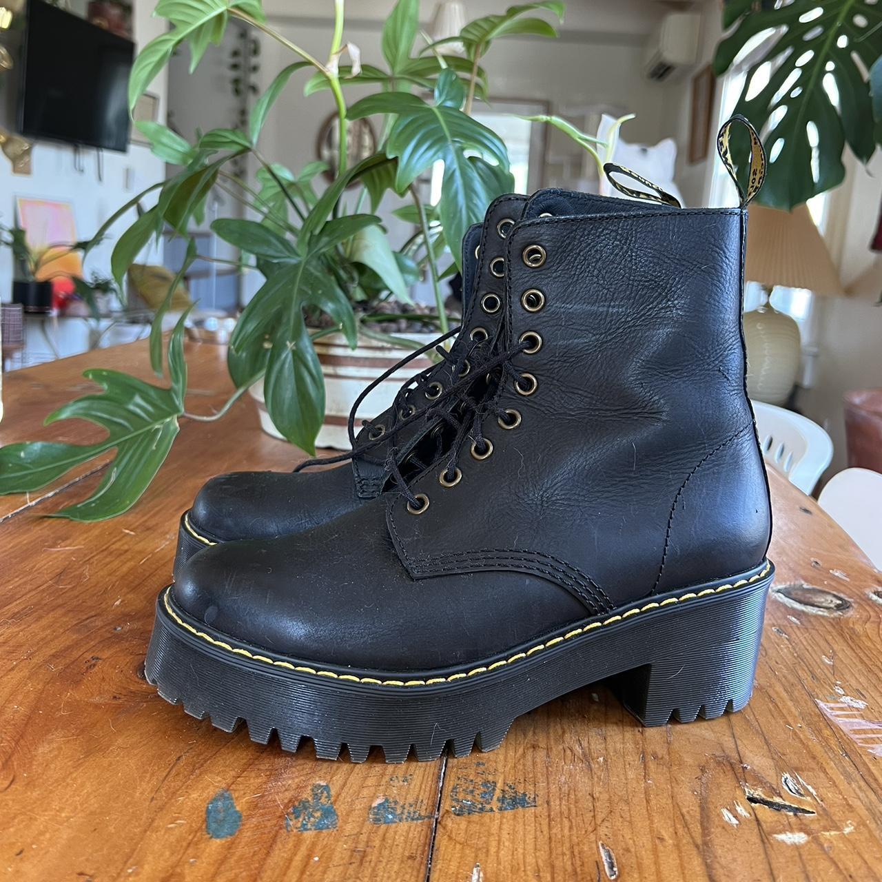 Dr martens store shriver hi black